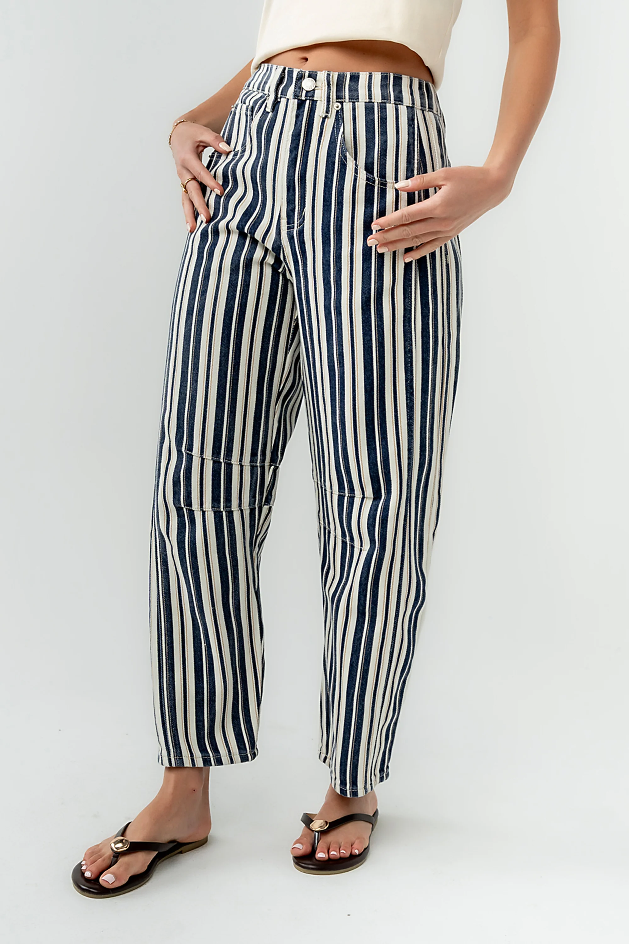 Lisette Barrel Jeans in Multi - Image 5