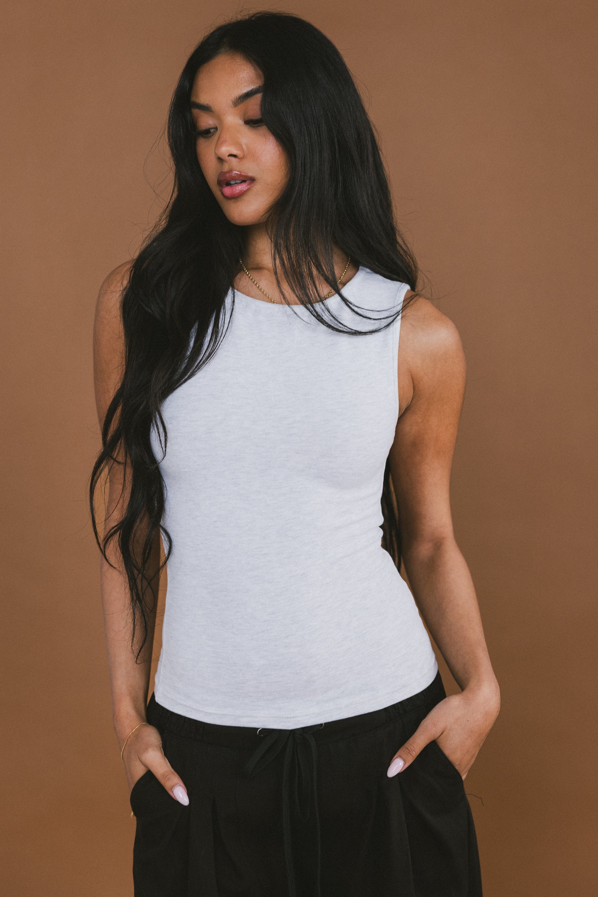 Alder Fitted Tank in Grey - Image 5