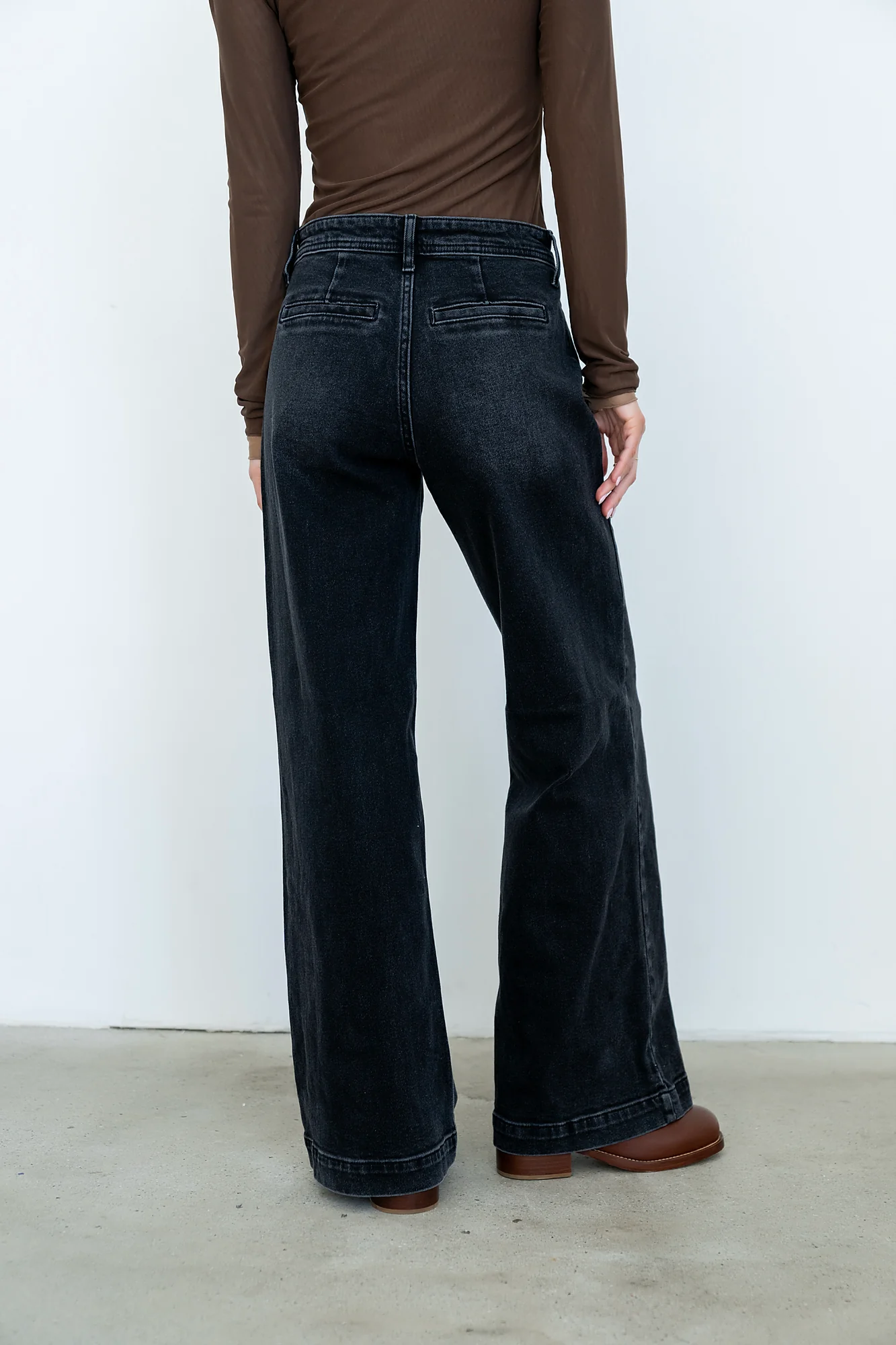 Alexia Wide Leg Jeans in Washed Black - Image 3