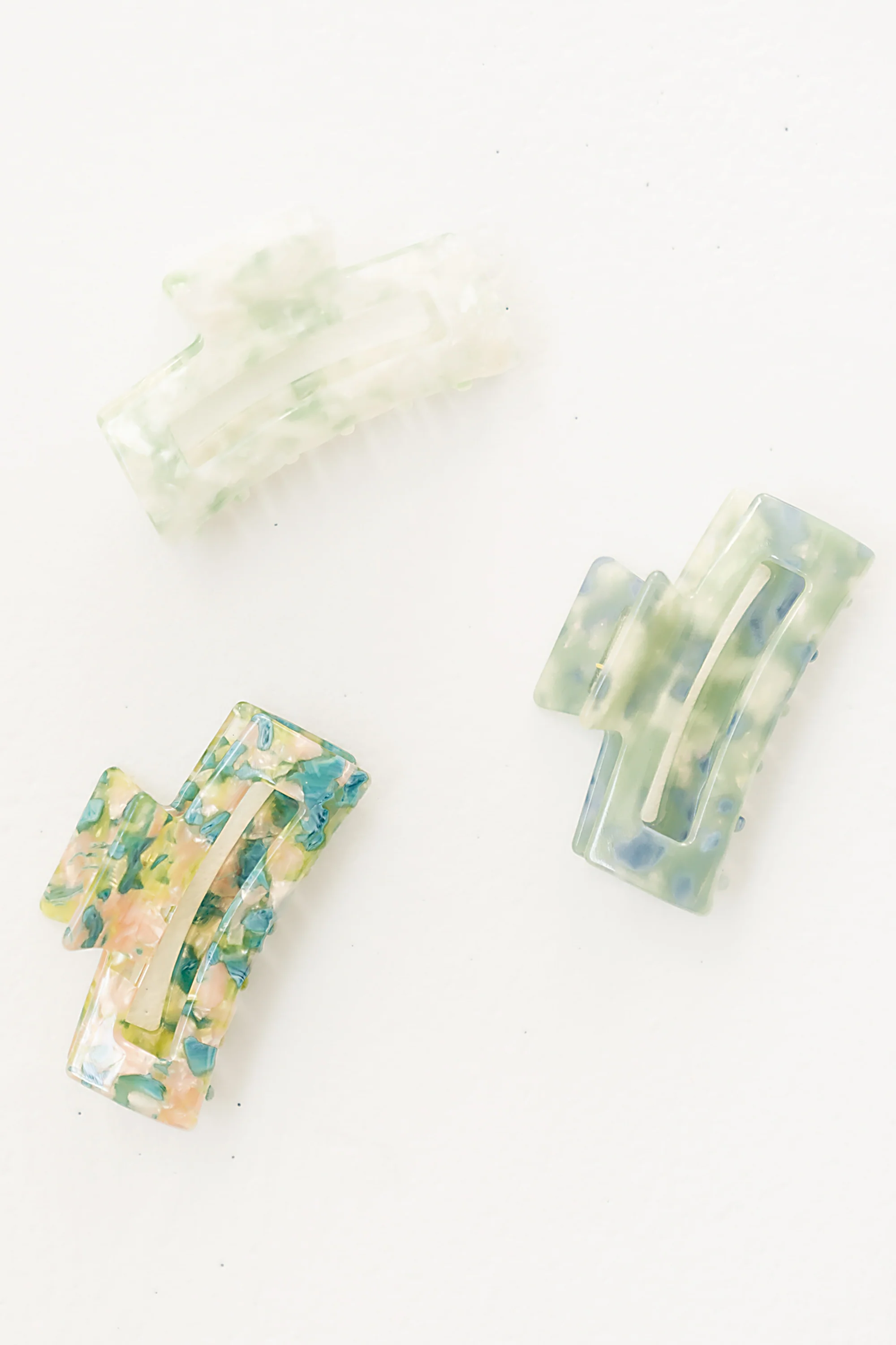 Allie Inlay Claw Clip in Blue - FINAL SALE - Image 3