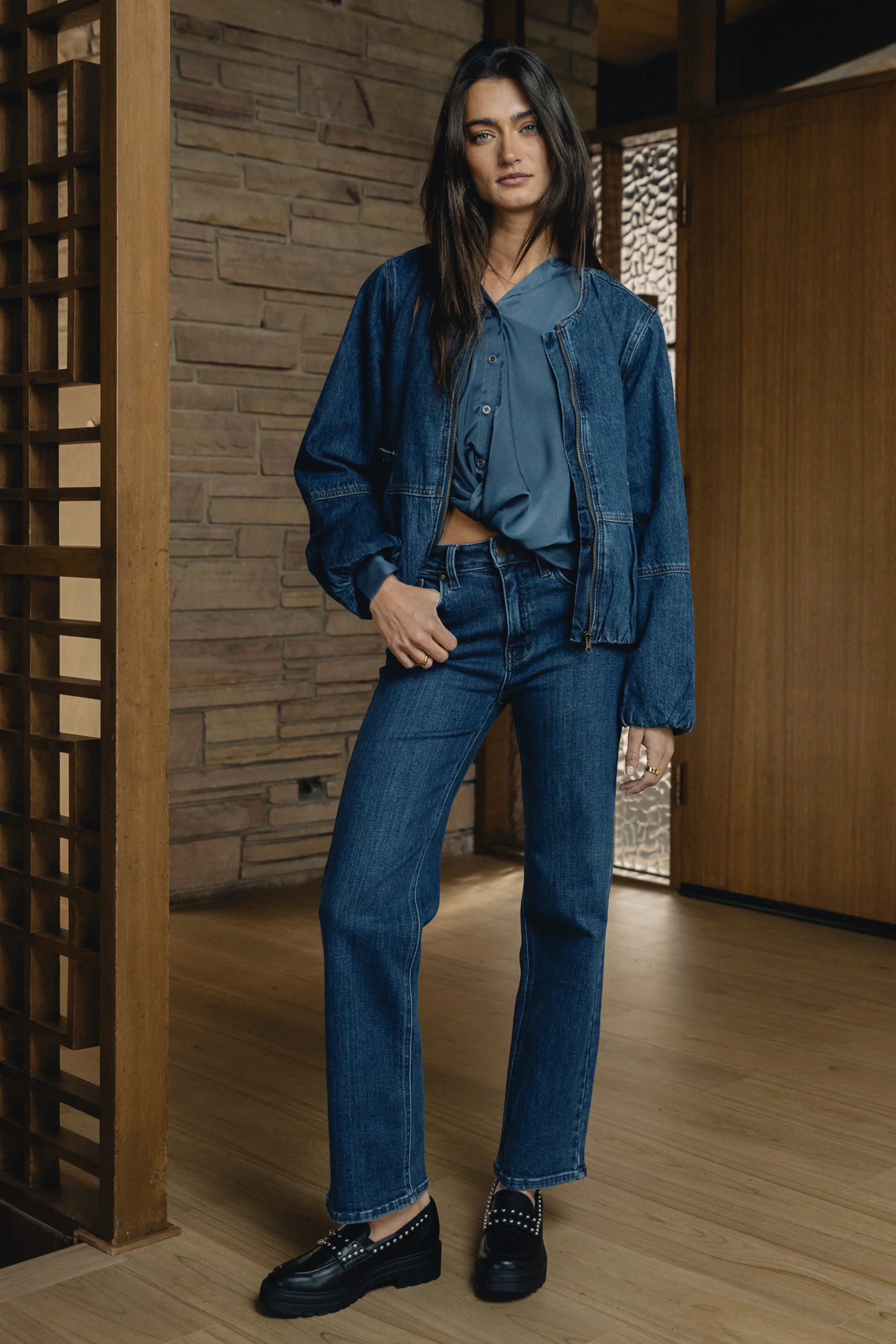 Amanda Straight Leg Jeans in Dark Wash - Image 3