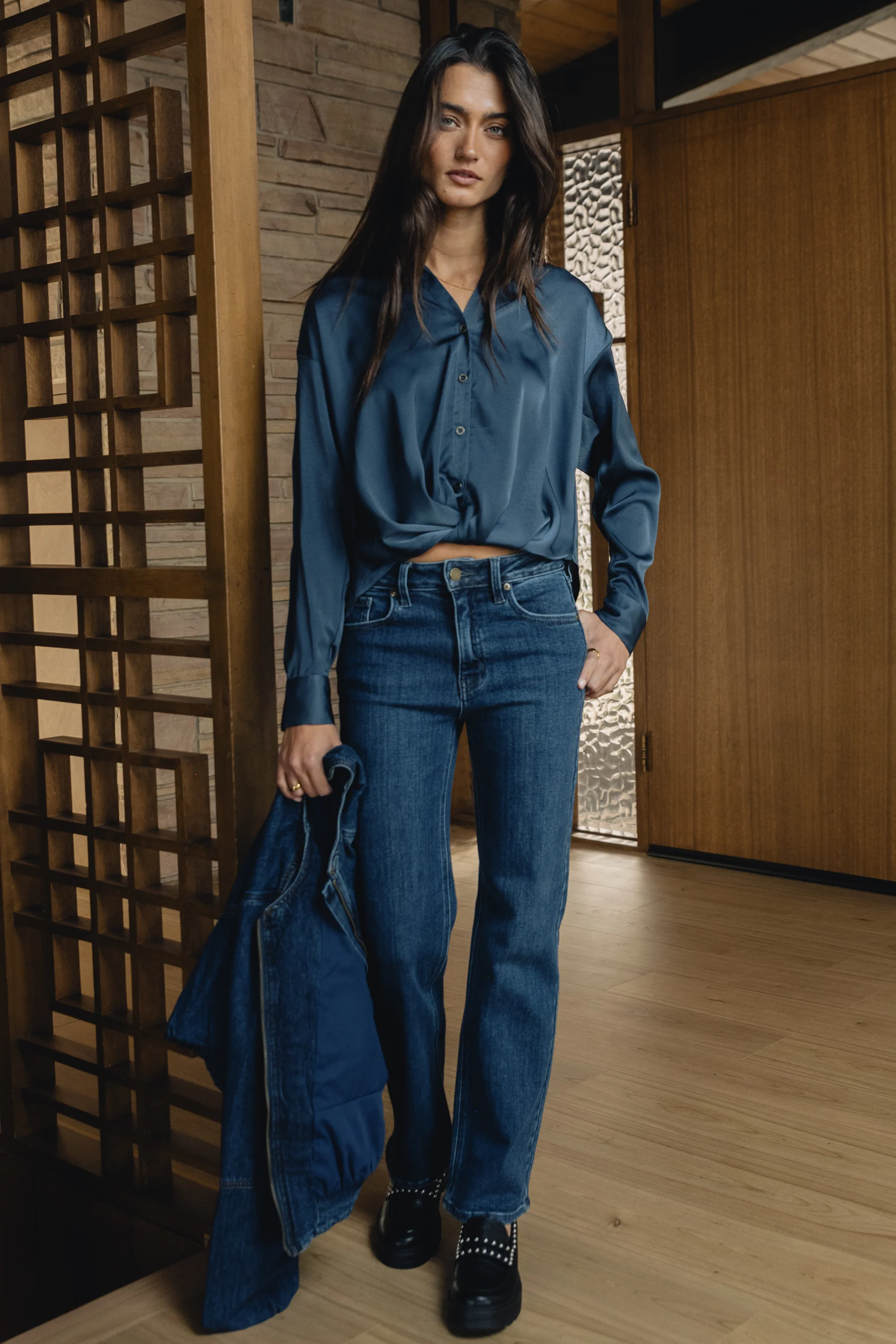 Amanda Straight Leg Jeans in Dark Wash - Image 4