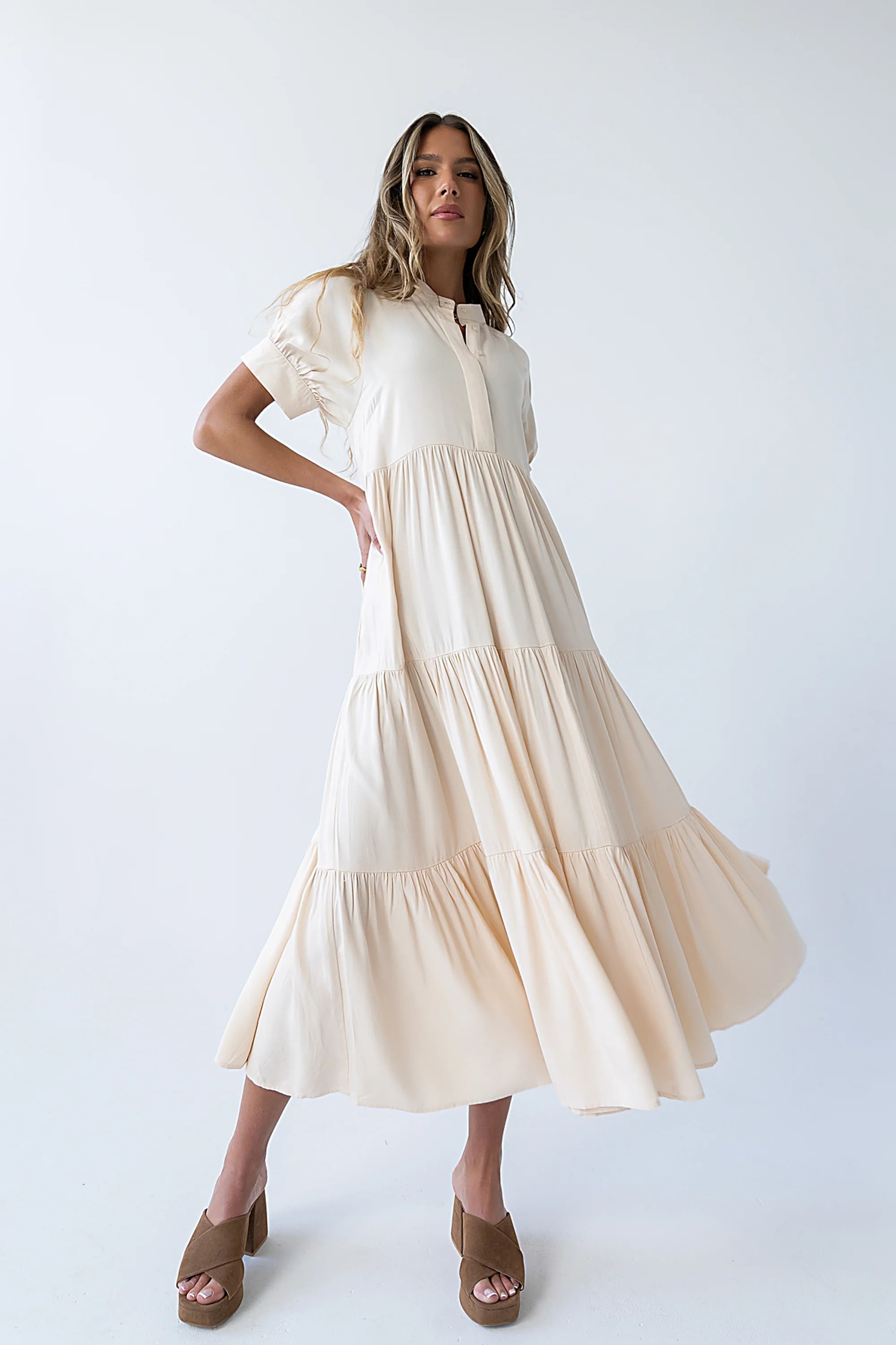 Amanda Tiered Dress in Cream - Image 5