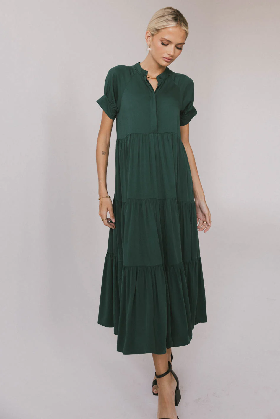 Amanda Tiered Dress in Emerald - Image 2