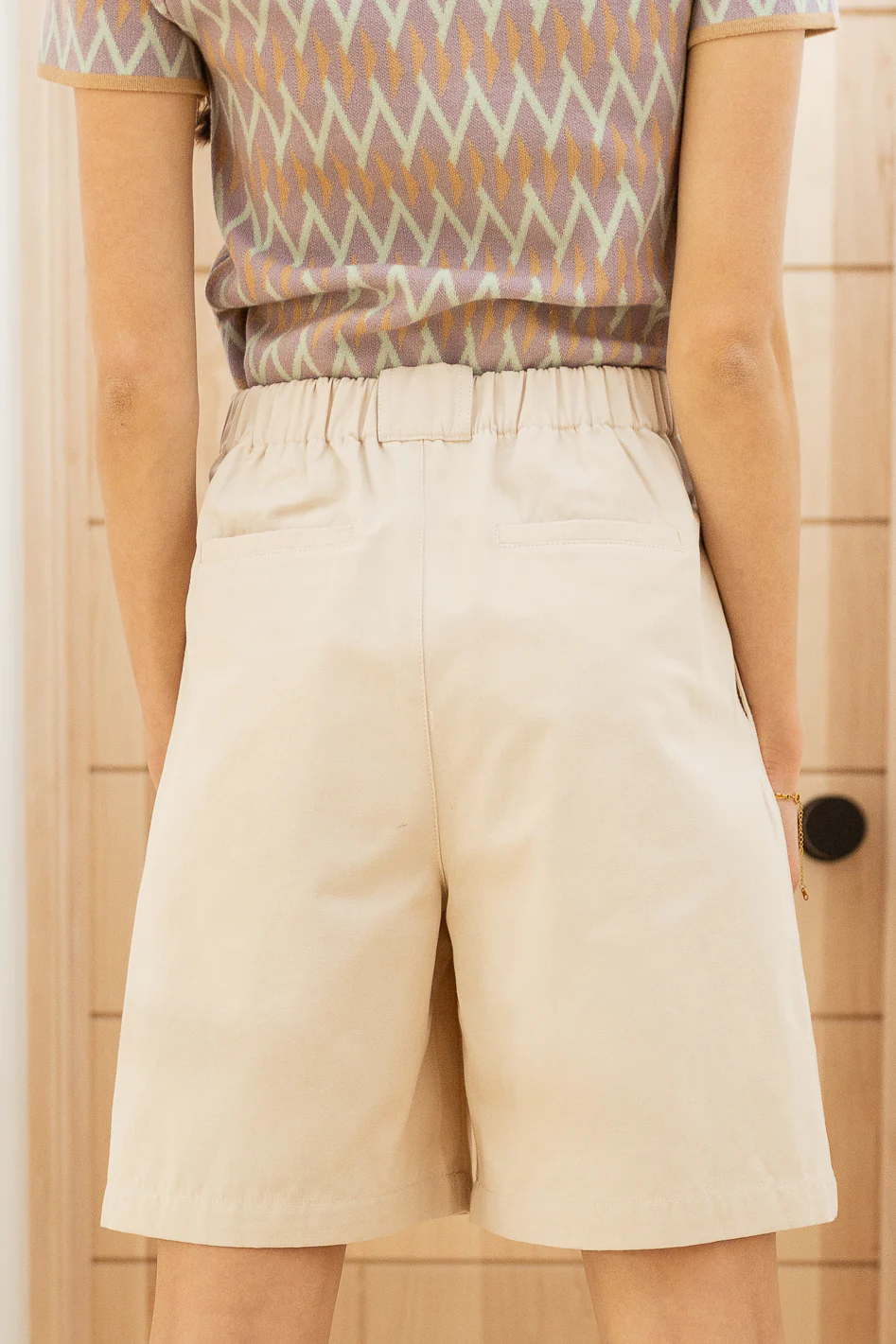 Amelia Bermuda Shorts in Khaki - FINAL SALE - Image 3