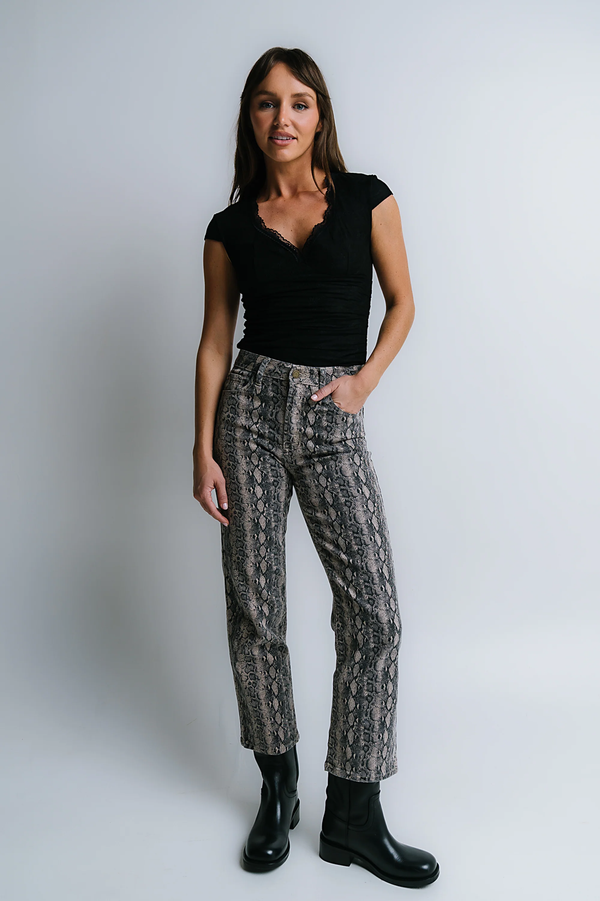 Ana Straight-Leg Jeans - FINAL SALE - Image 3