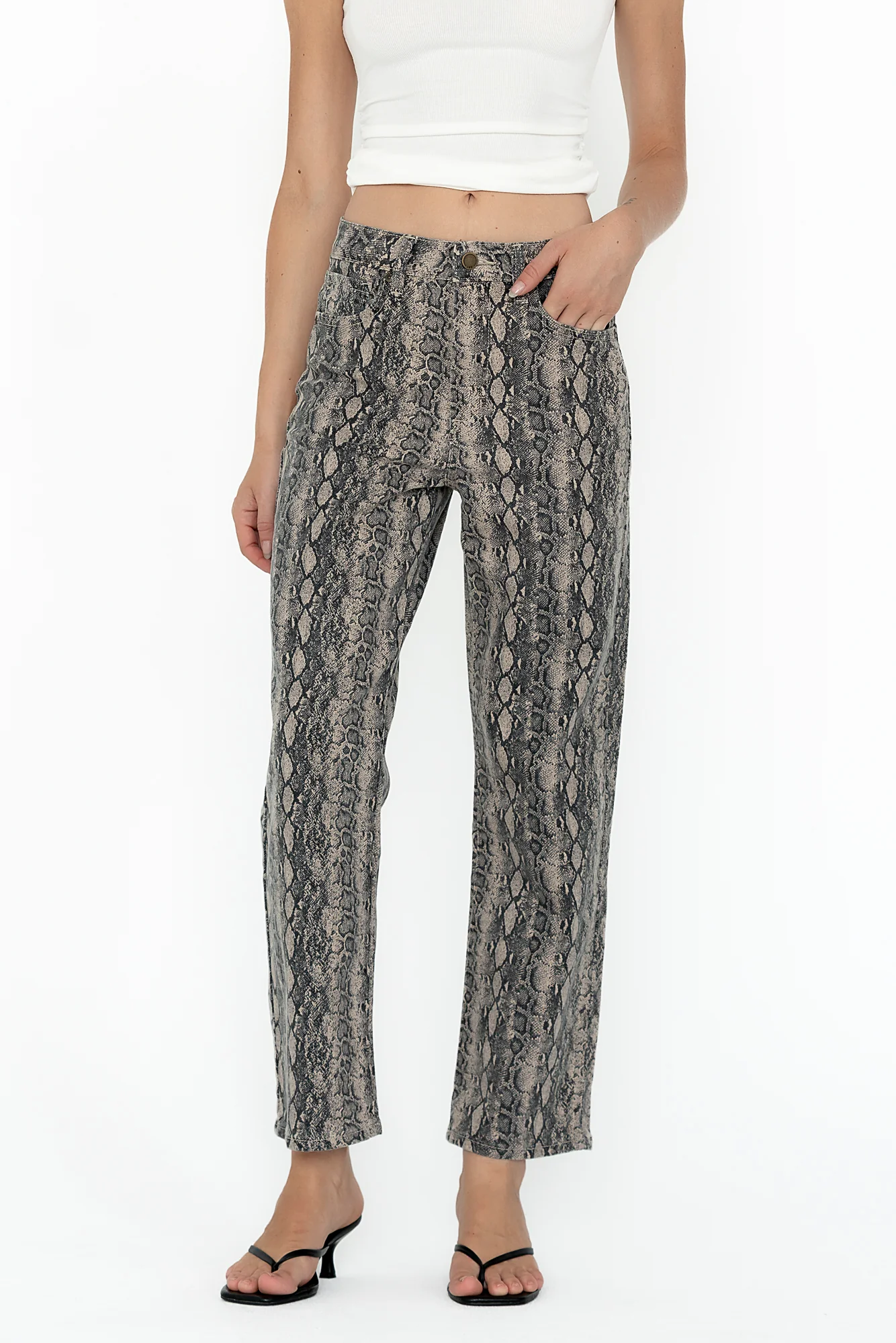 Ana Straight-Leg Jeans - FINAL SALE - Image 8