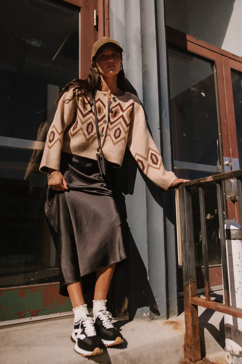 Angelica Geometric Cardigan in Tan - FINAL SALE - Image 5