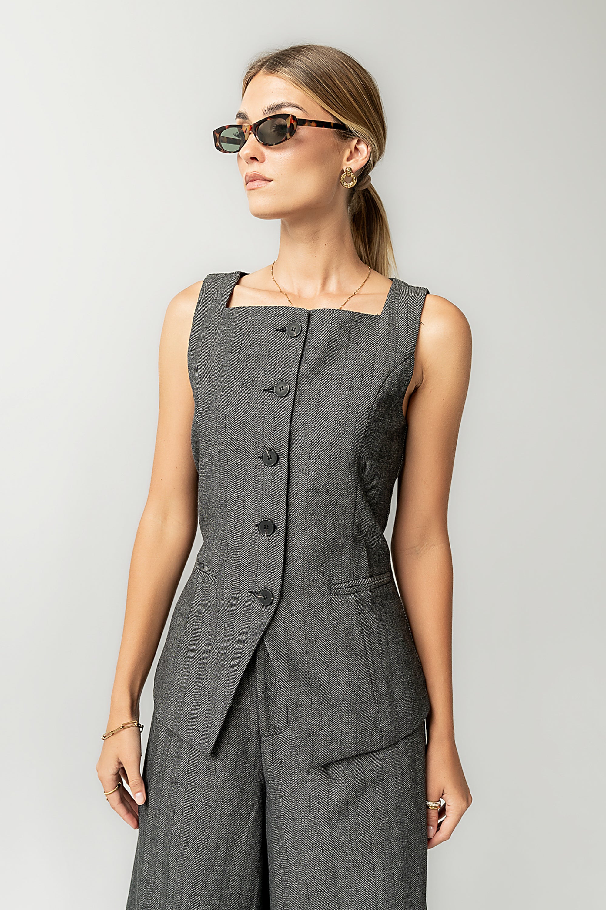 Arden Herringbone Vest - Image 5