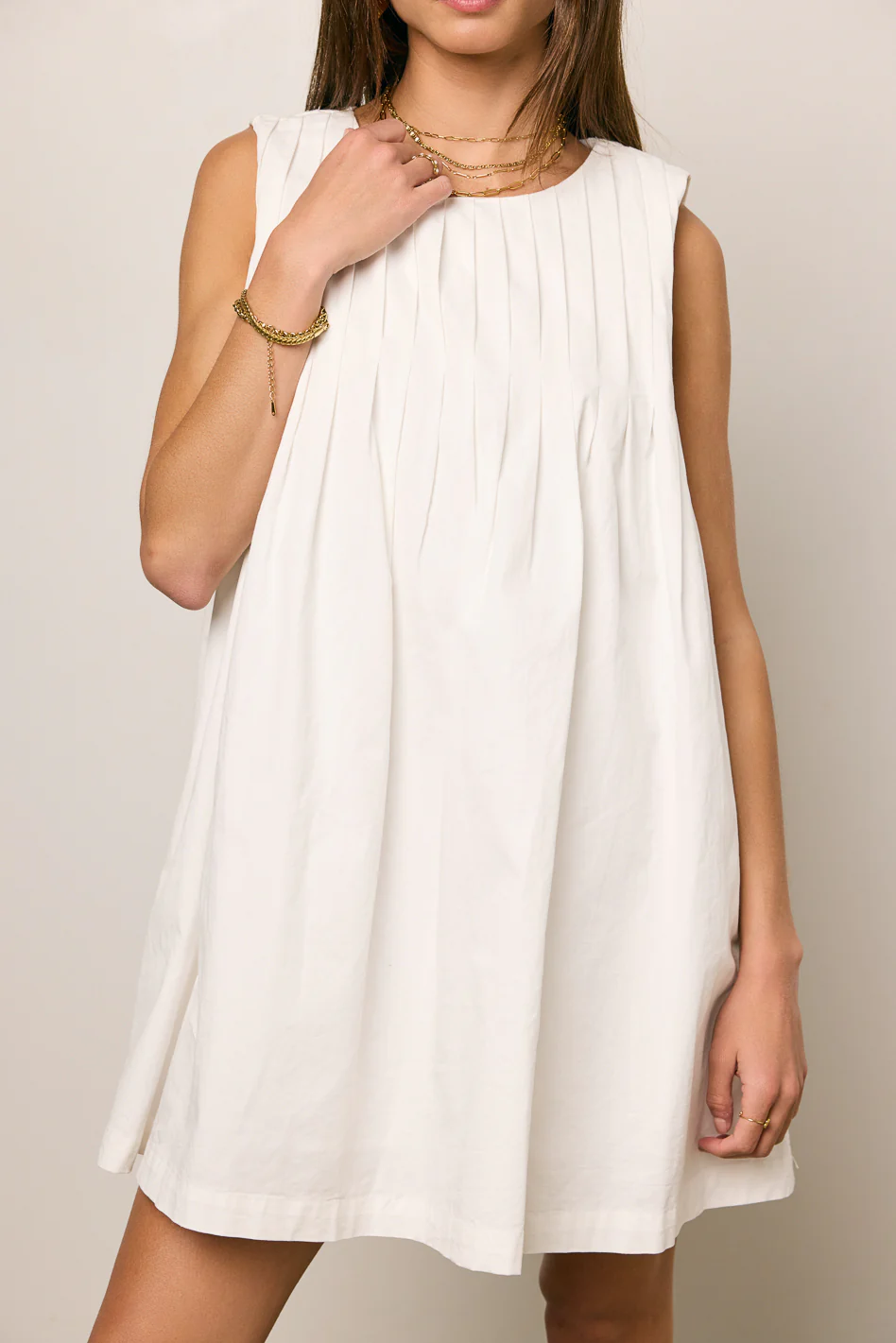 Arizona Pleated Babydoll Dress in White - FINAL SALE - Image 3