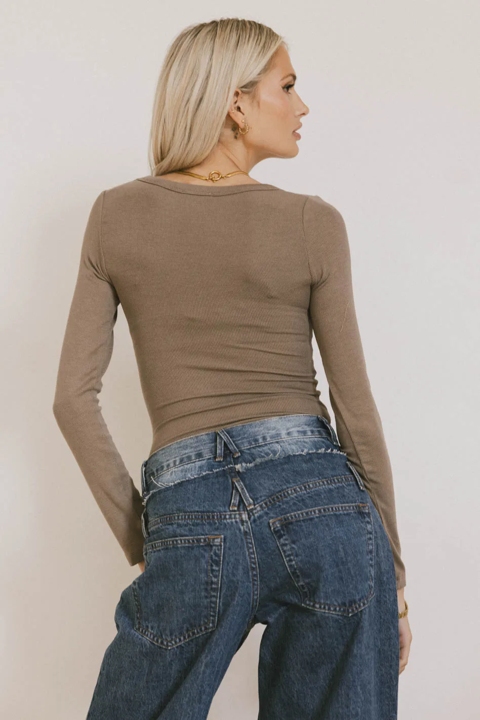 Audrey Ribbed Top in Taupe - FINAL SALE - Image 4