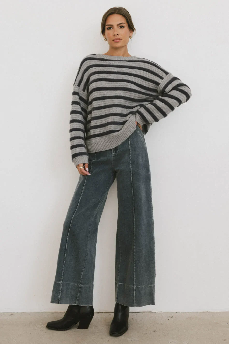 Azuline Striped Sweater in Grey - FINAL SALE - Image 3