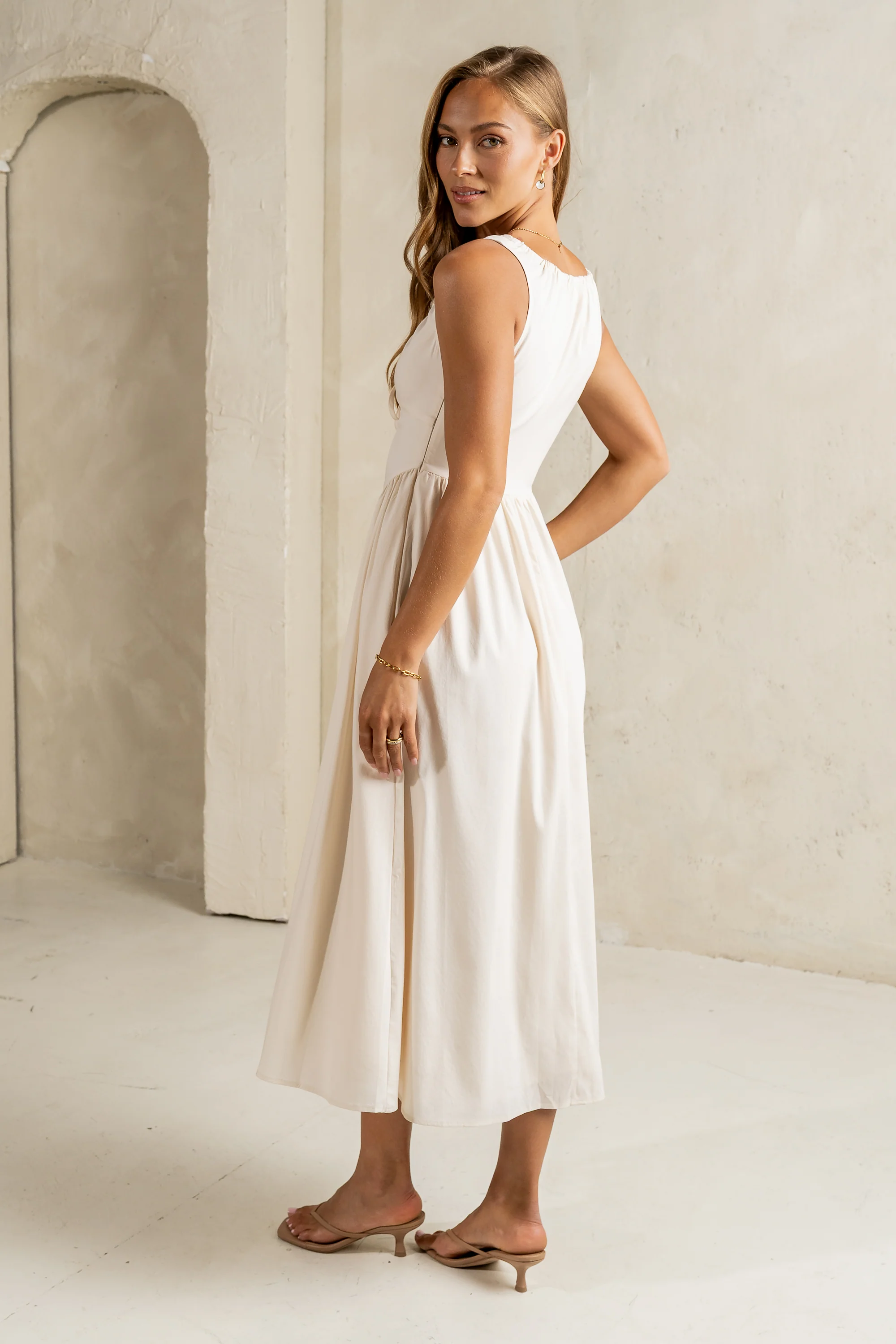 Barrett Midi Dress in Natural - FINAL SALE - Image 4