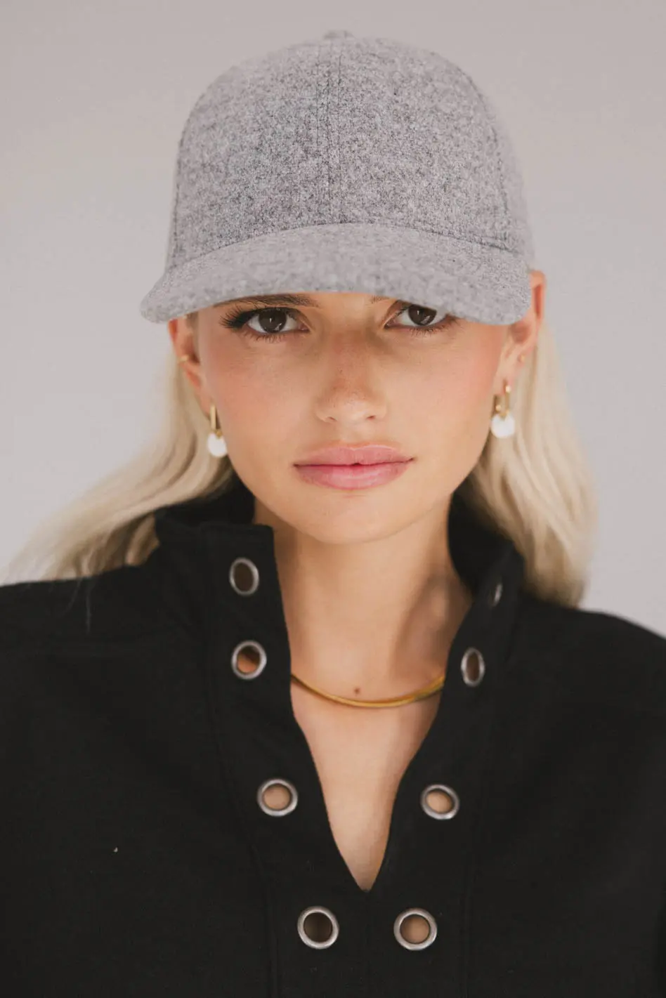 Basic Baseball Cap in Grey - FINAL SALE - Image 2