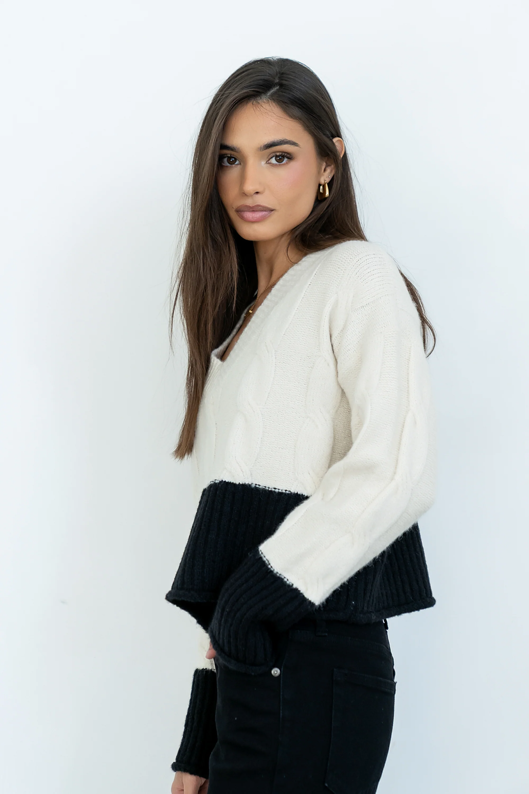 Beckham Cable Knit Sweater in Oatmeal - FINAL SALE - Image 5