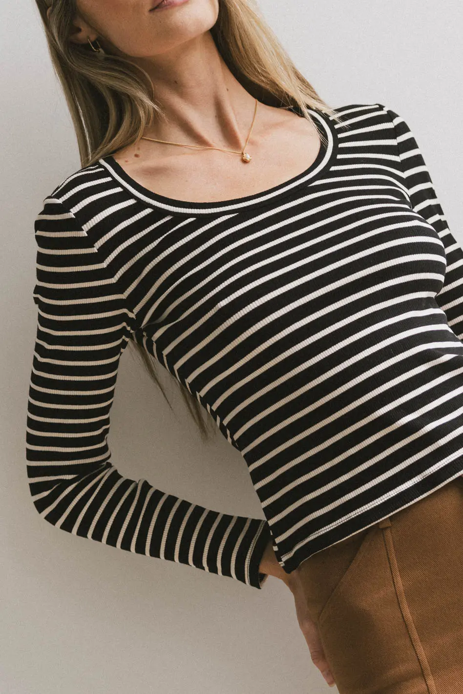 Bodie Ribbed Top in Black - FINAL SALE - Image 3