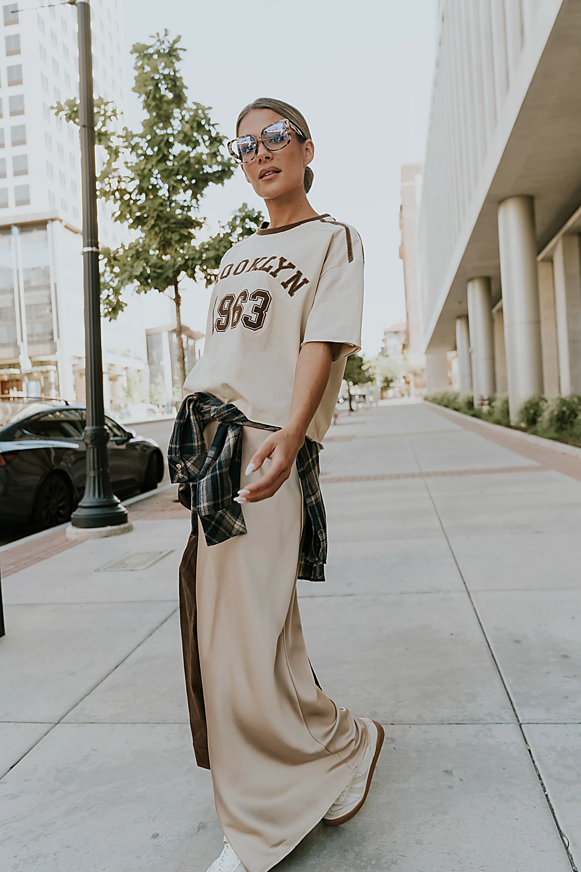 Brooklyn Oversized Graphic Tee in Brown - FINAL SALE - Image 8