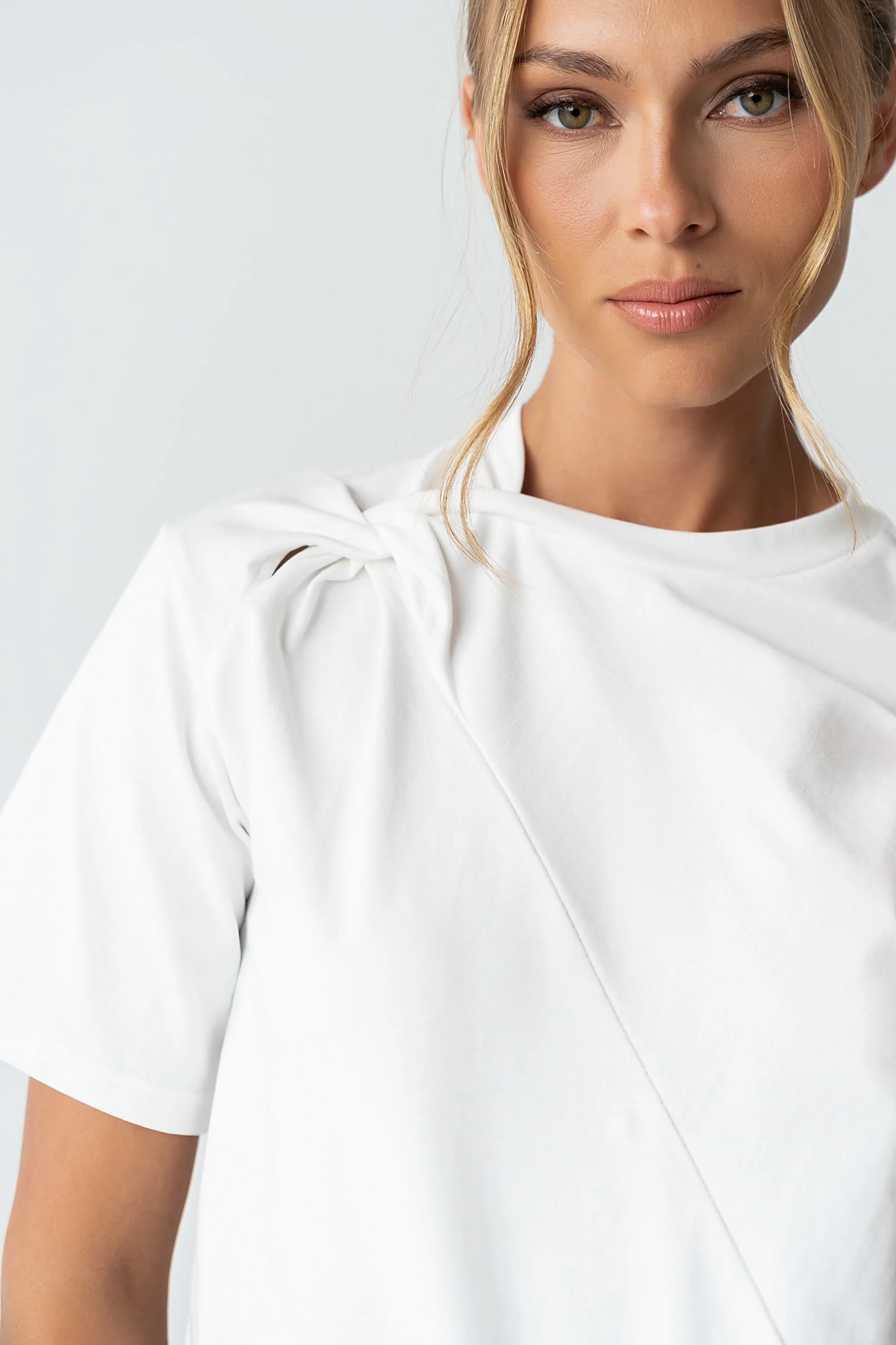 Buckley Knot Top in White - FINAL SALE - Image 2