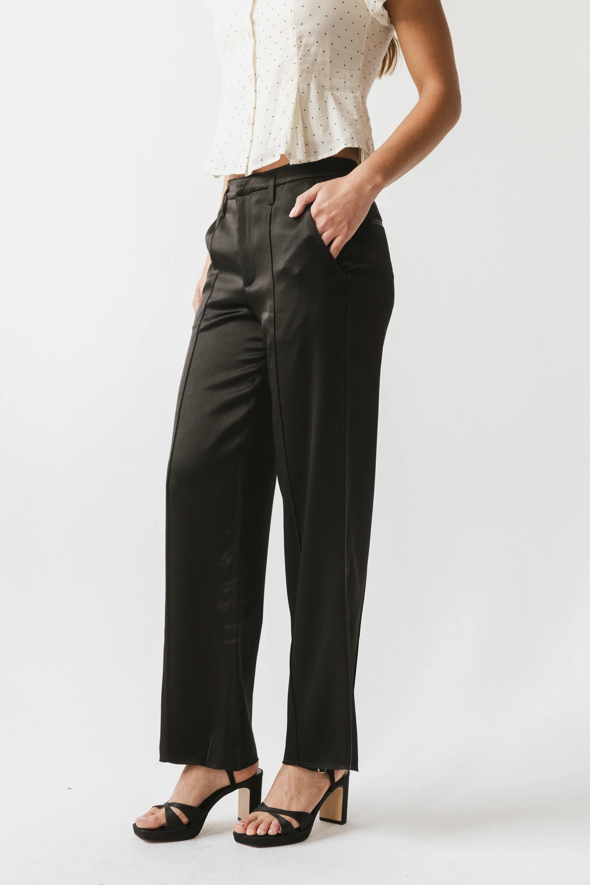 Camile Tapered Trouser in Black - Image 4