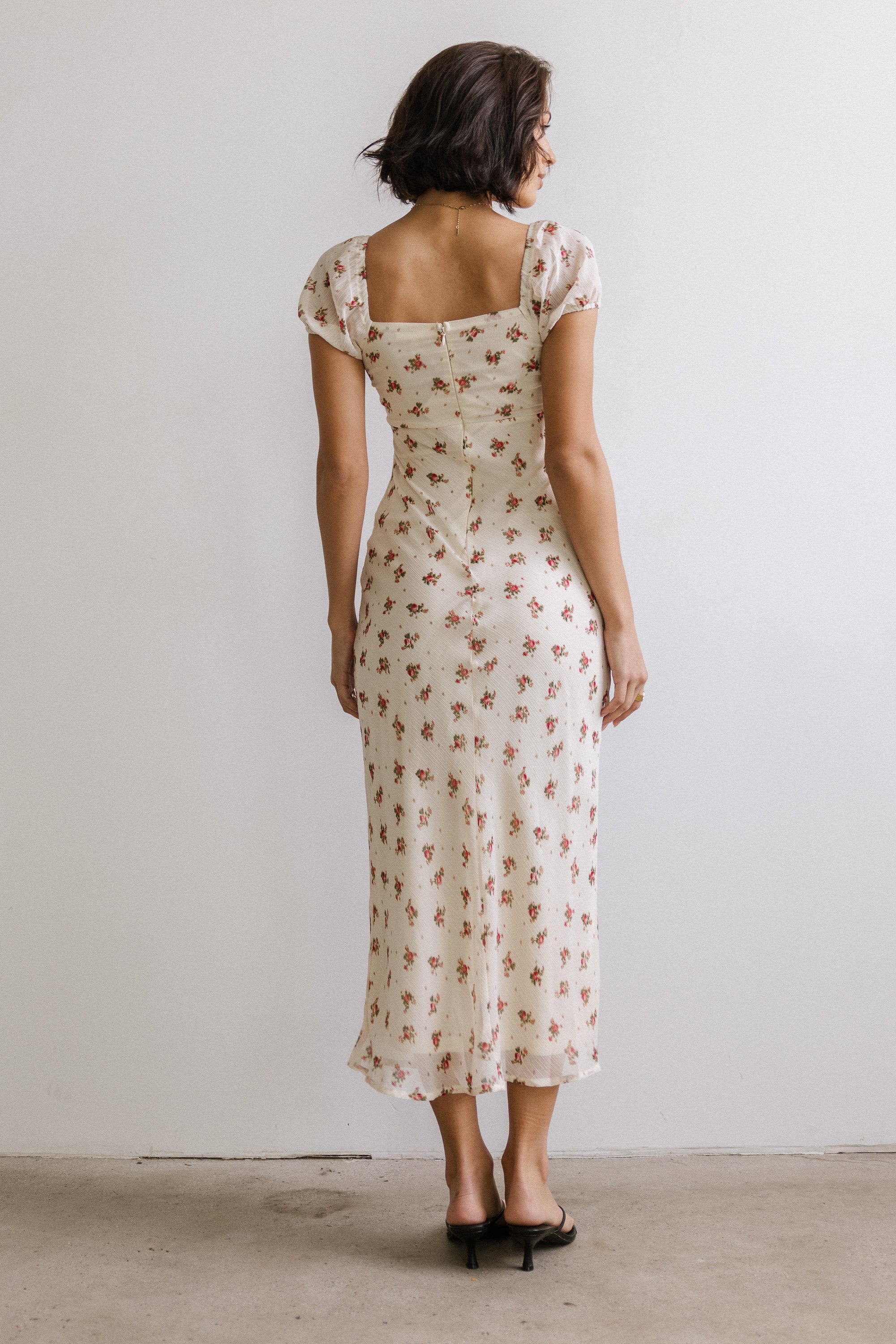 Cammie Floral Maxi Dress in Cream - FINAL SALE - Image 3