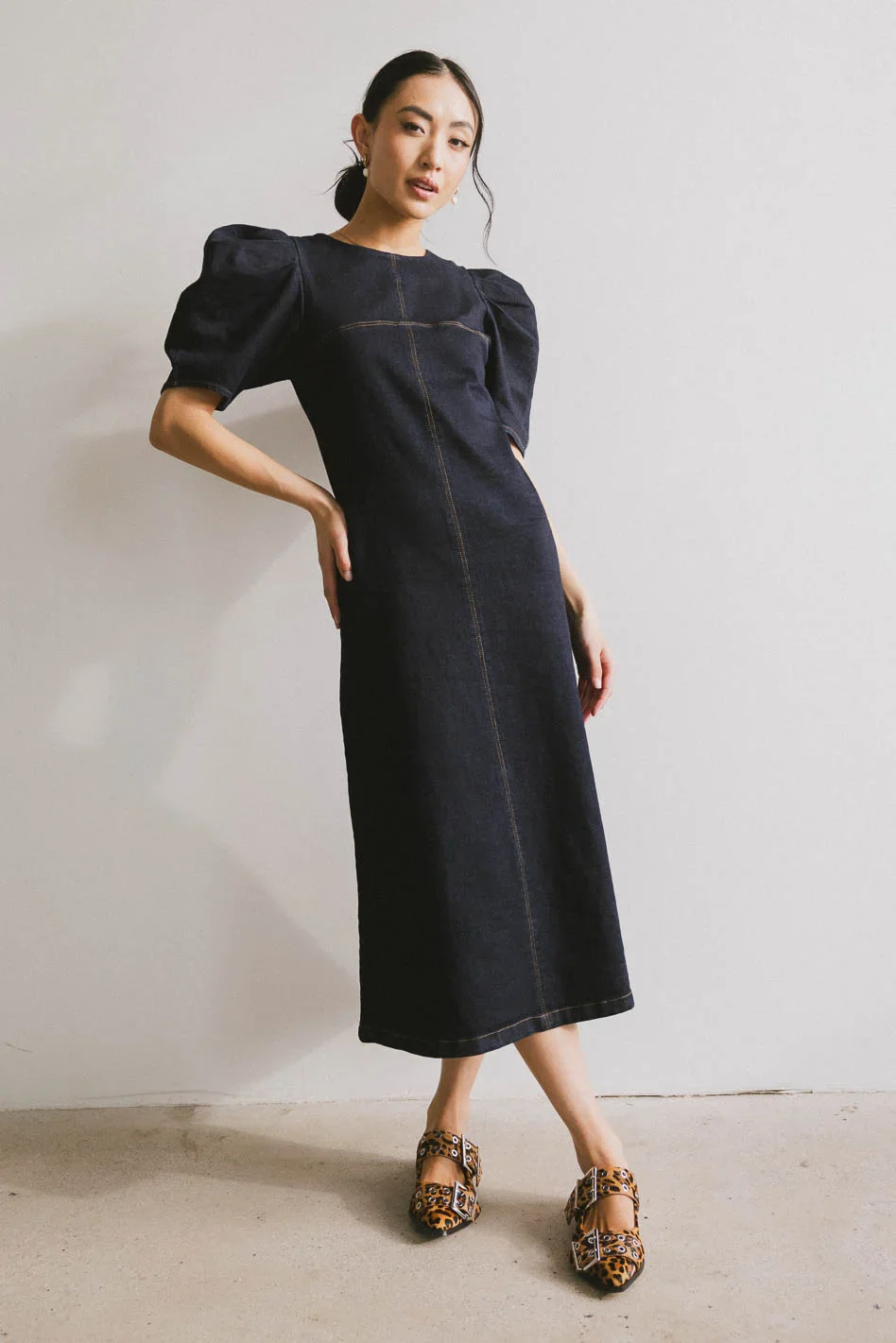Campbell Denim Dress in Dark Wash - FINAL SALE - Image 4