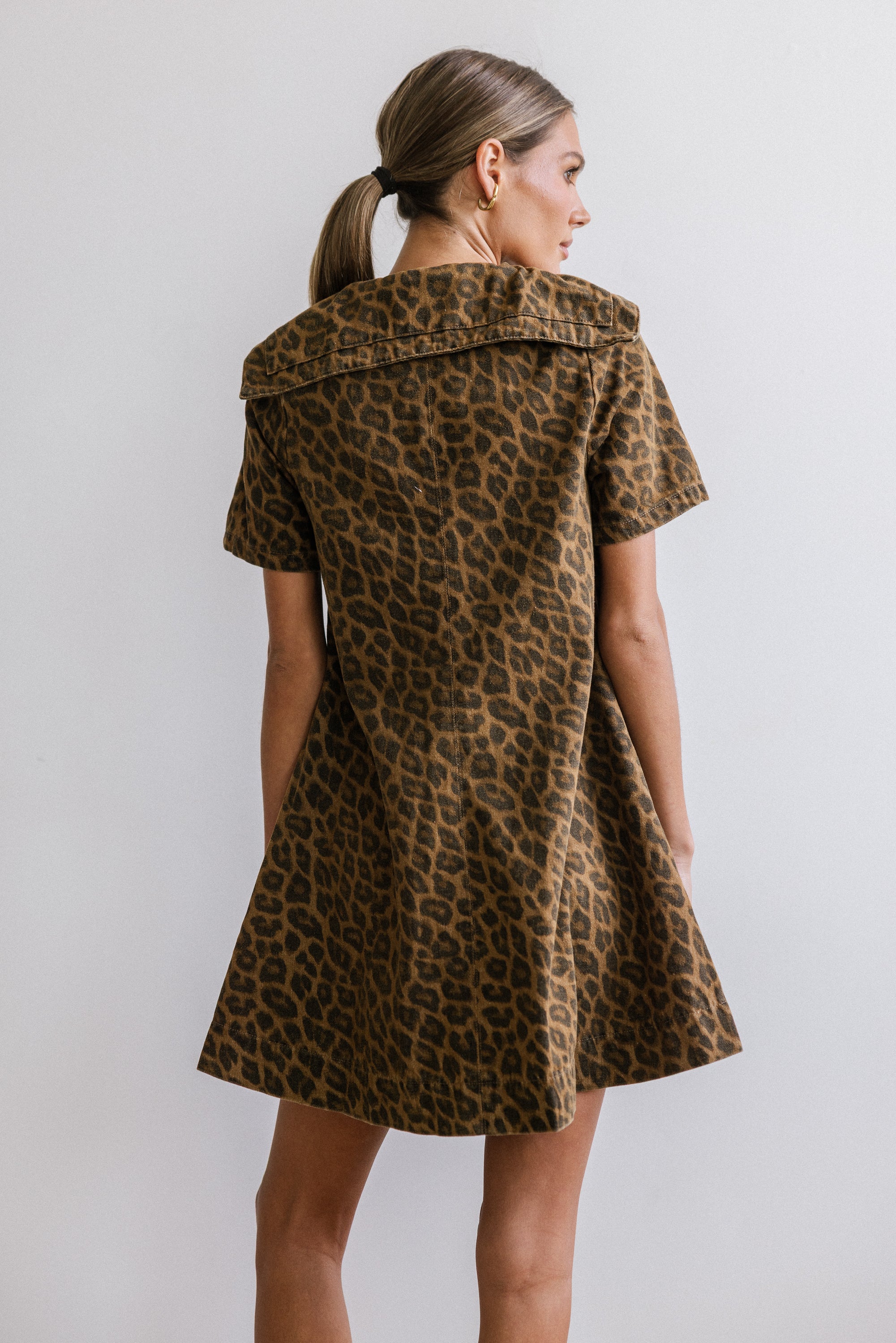 Camryn Collared Baby Doll Dress in Leopard - FINAL SALE - Image 5