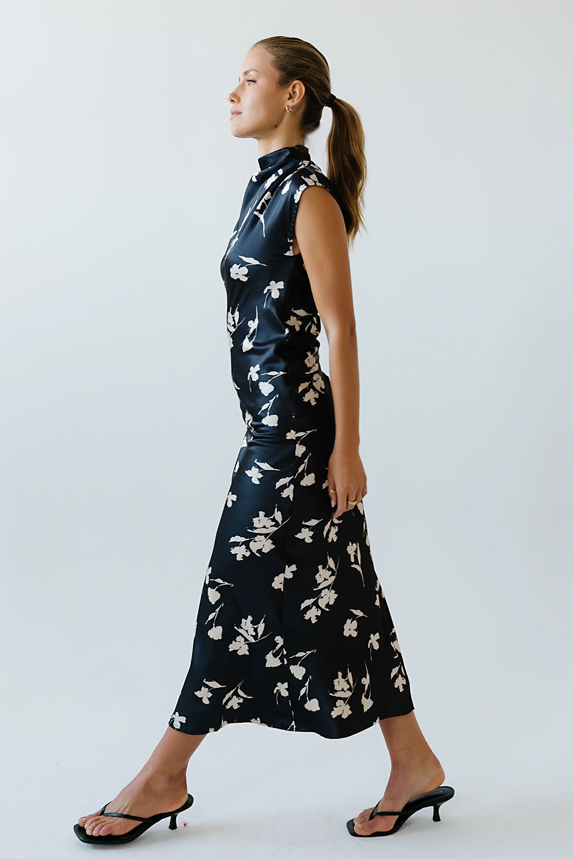 Carson Floral Maxi Dress in Black - FINAL SALE - Image 5