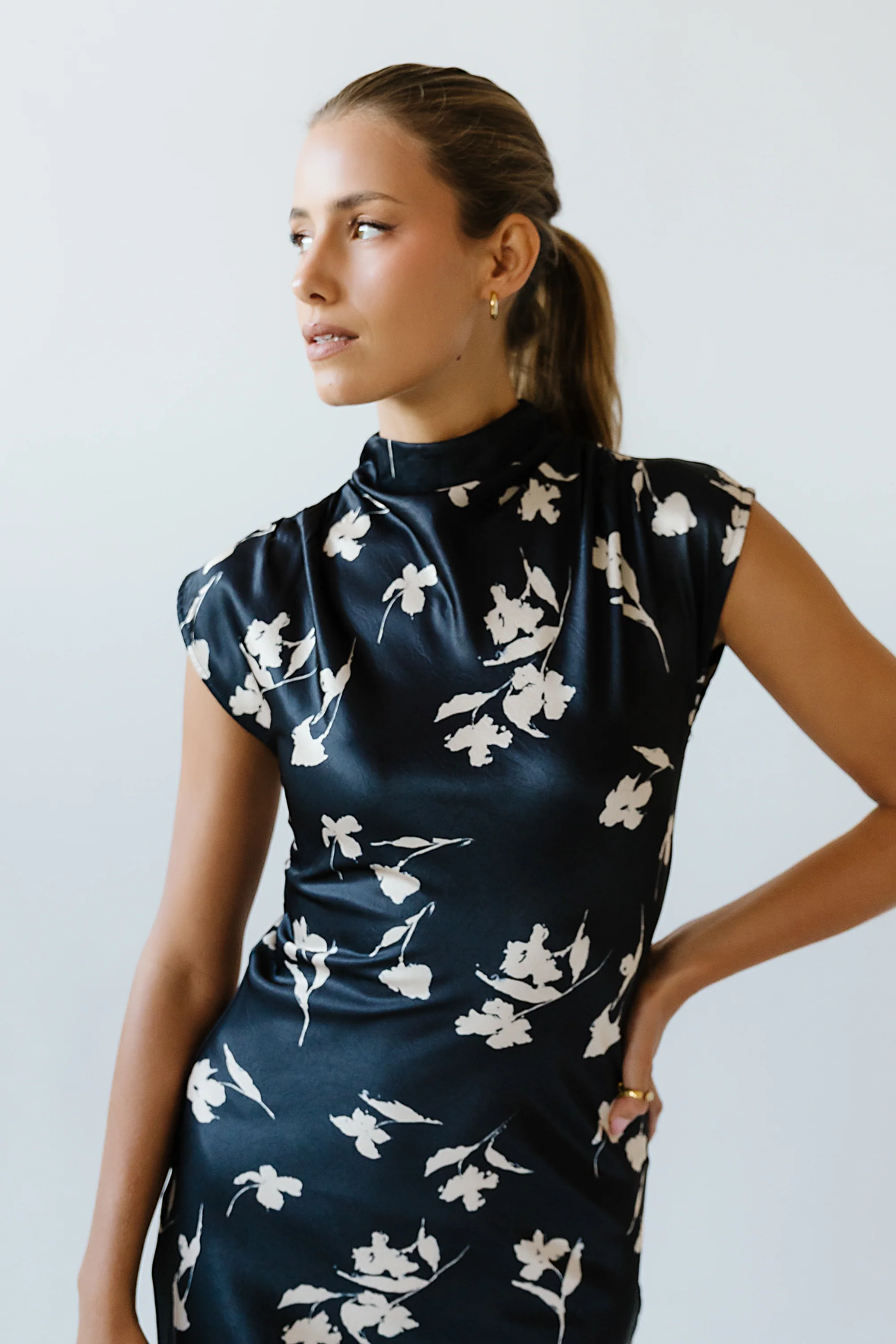 Carson Floral Maxi Dress in Black - FINAL SALE - Image 6