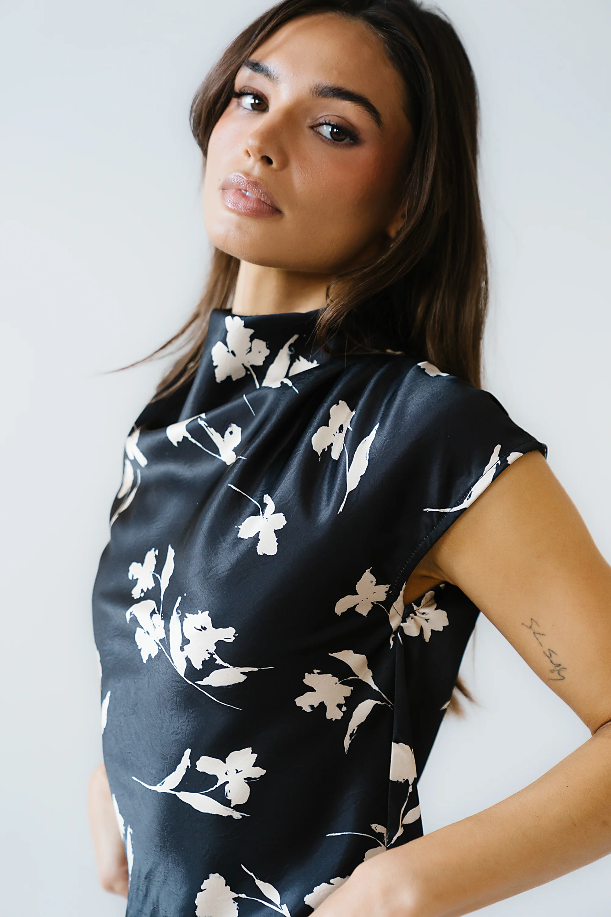 Carsyn Floral Top in Black - FINAL SALE - Image 5