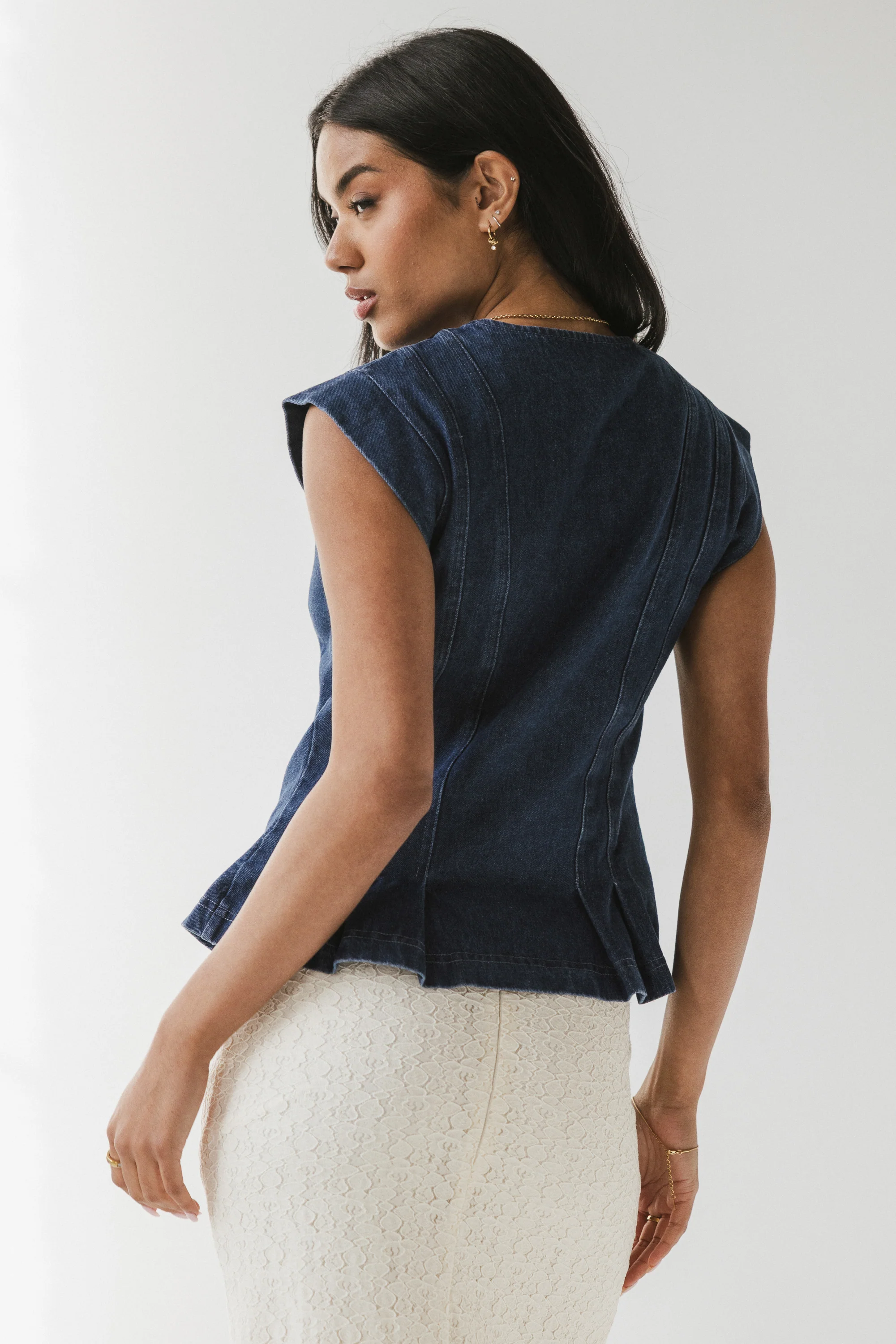 Cassie Pleated Blouse in Medium Wash - Image 3