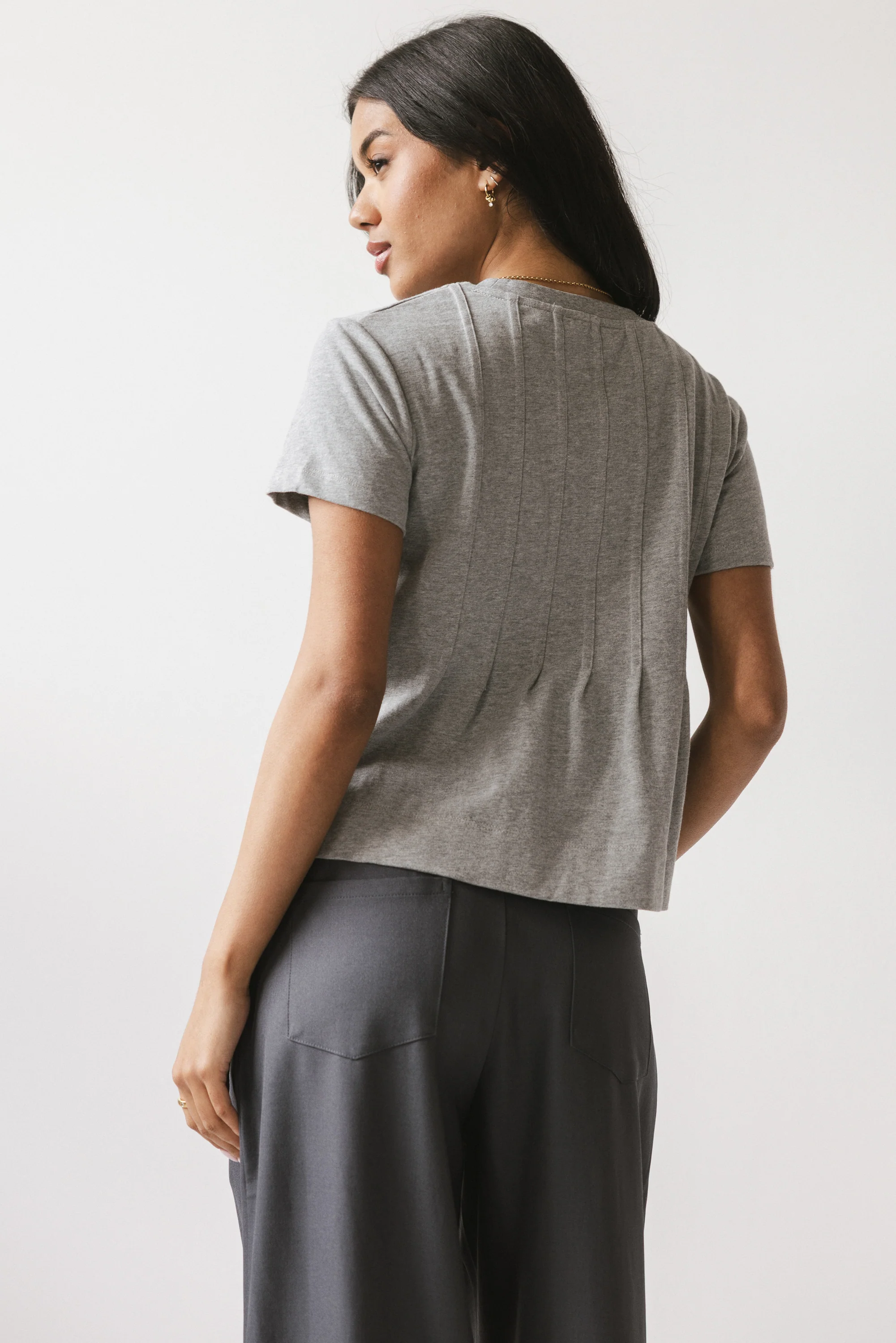 Cattelain Pleated Top in Grey - Image 3