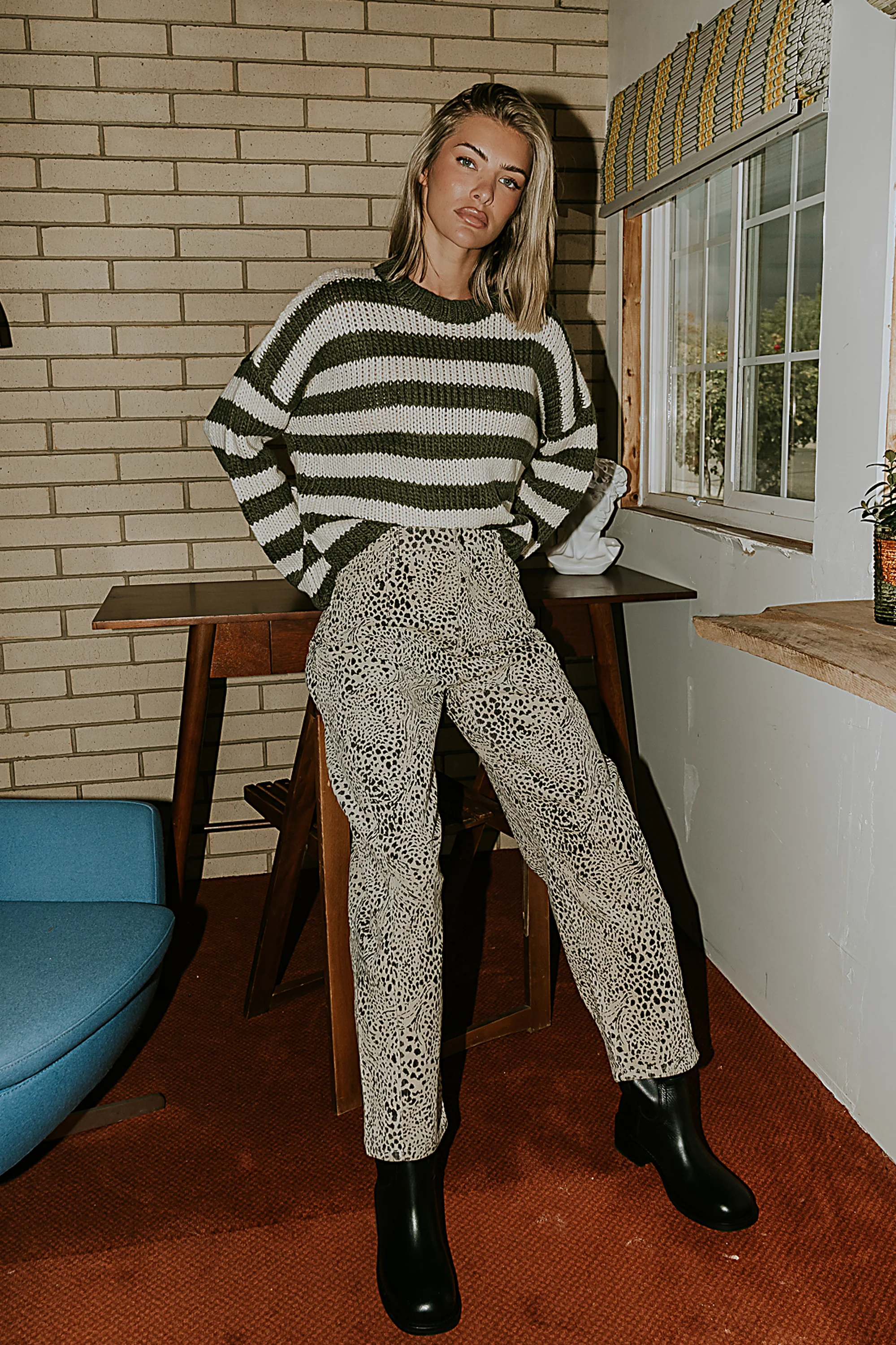 Charlie Corduroy Barrel Jeans - Image 2