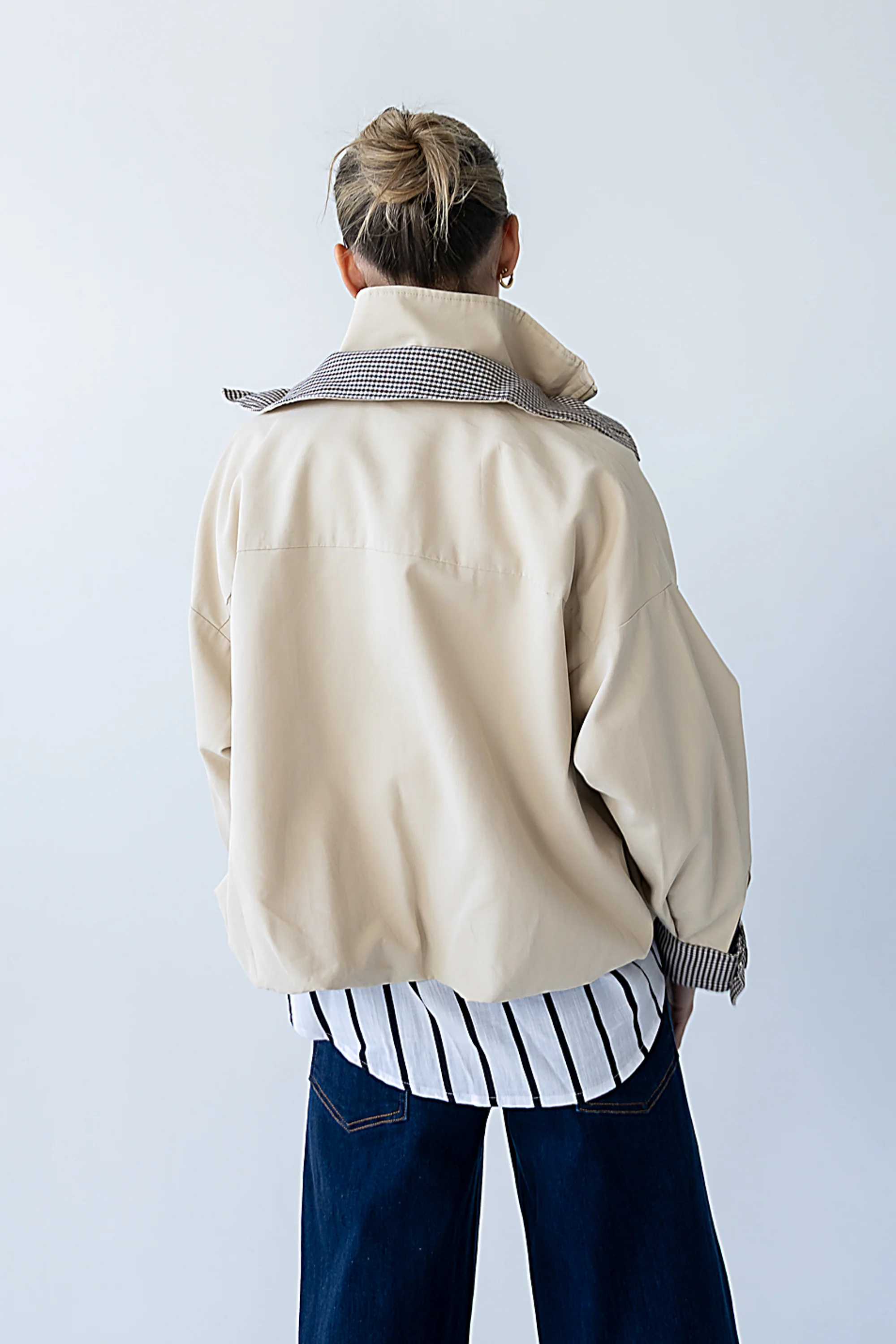 Colette Oversized Trench Jacket in Khaki - Image 7