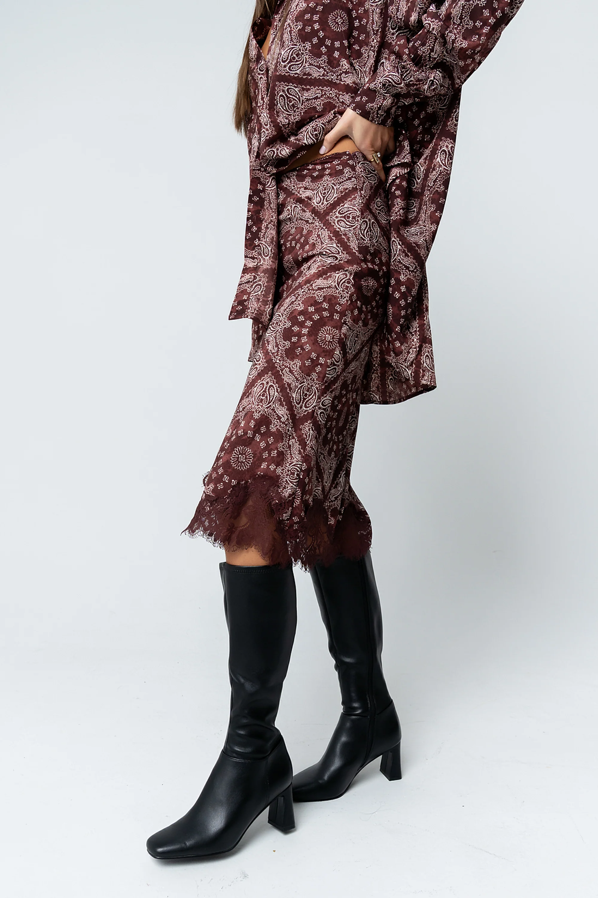 Diana Knee Length Skirt - FINAL SALE - Image 7