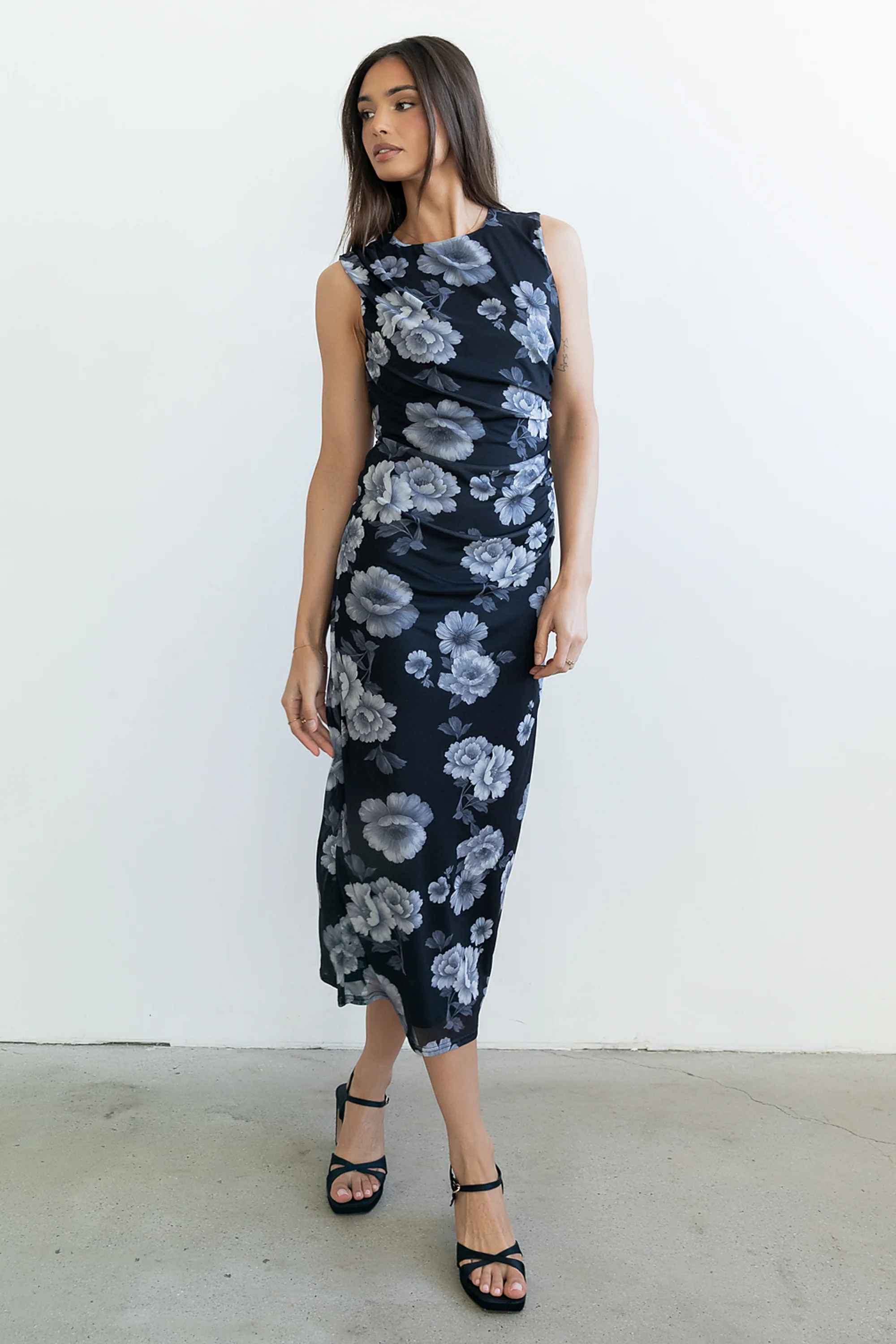 Dorian Floral Maxi Dress - Image 4