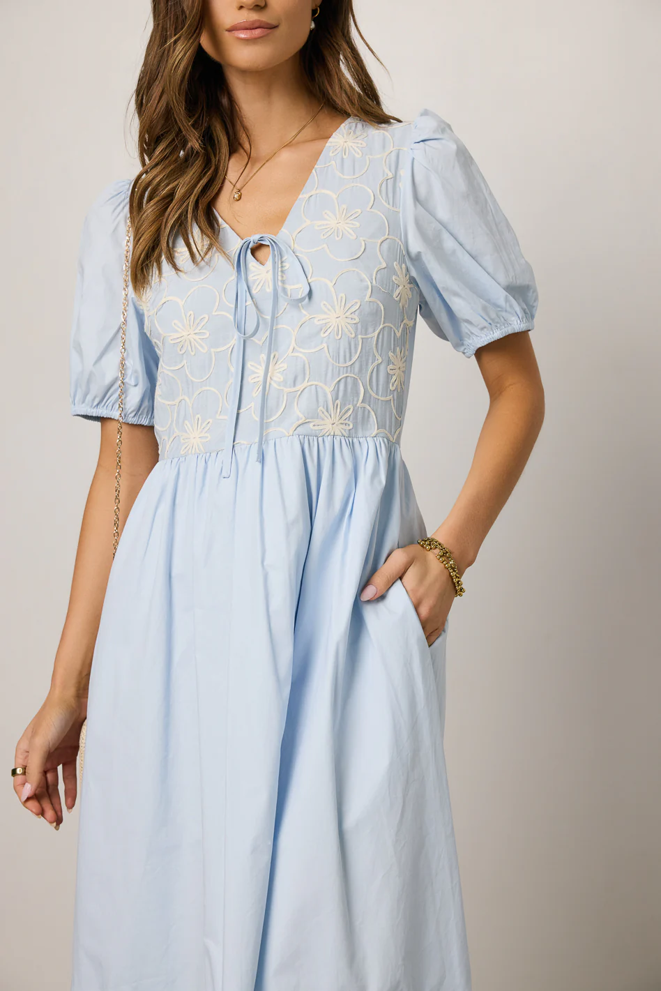 Jozette Floral Midi Dress in Blue - FINAL SALE - Image 4