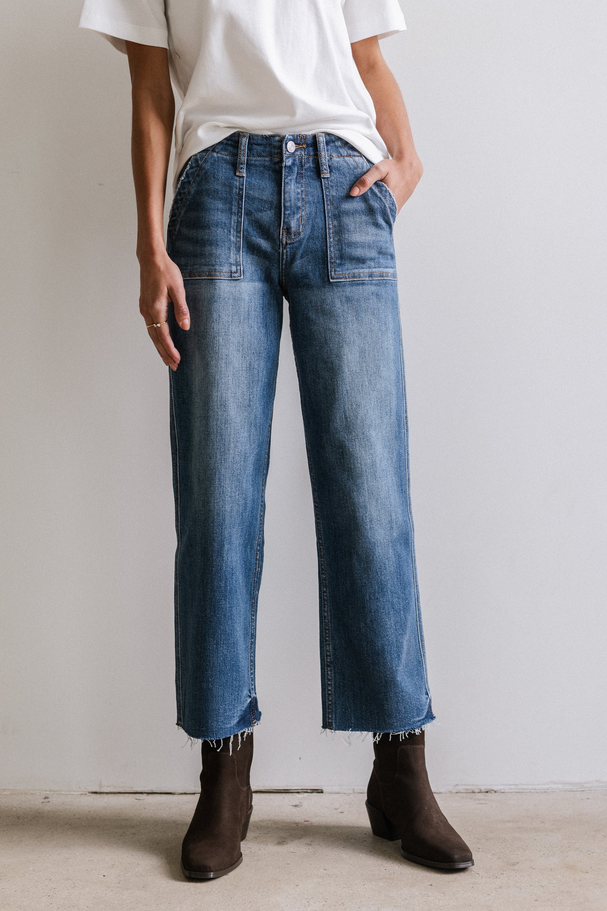 Eileen Cropped Straight Leg Jeans - Image 9