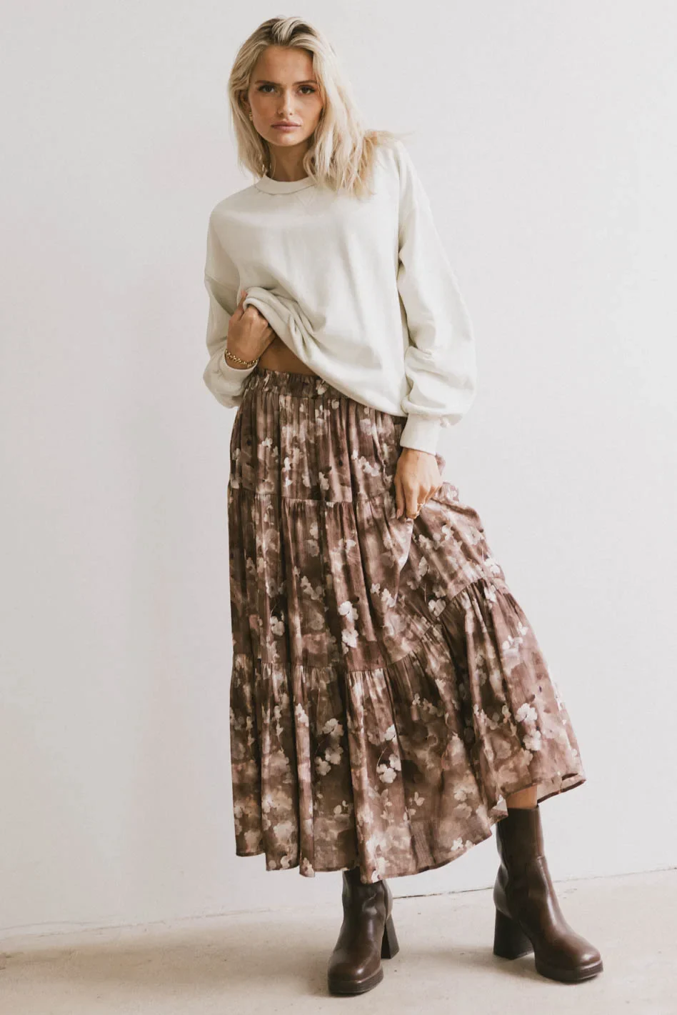 Elara Crew Neck Sweater - FINAL SALE - Image 4