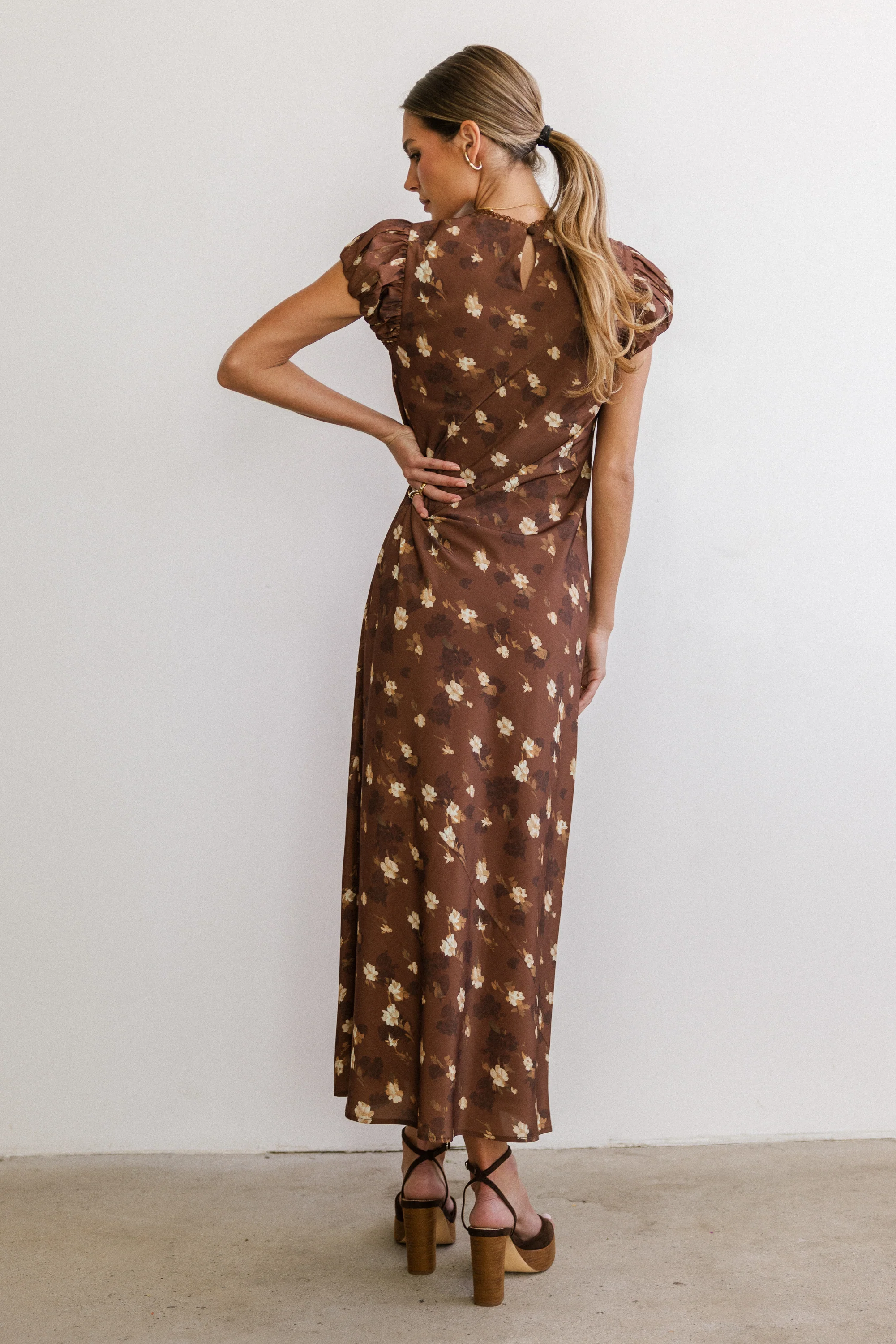 Ellianna Floral Maxi Dress in Brown - Image 8