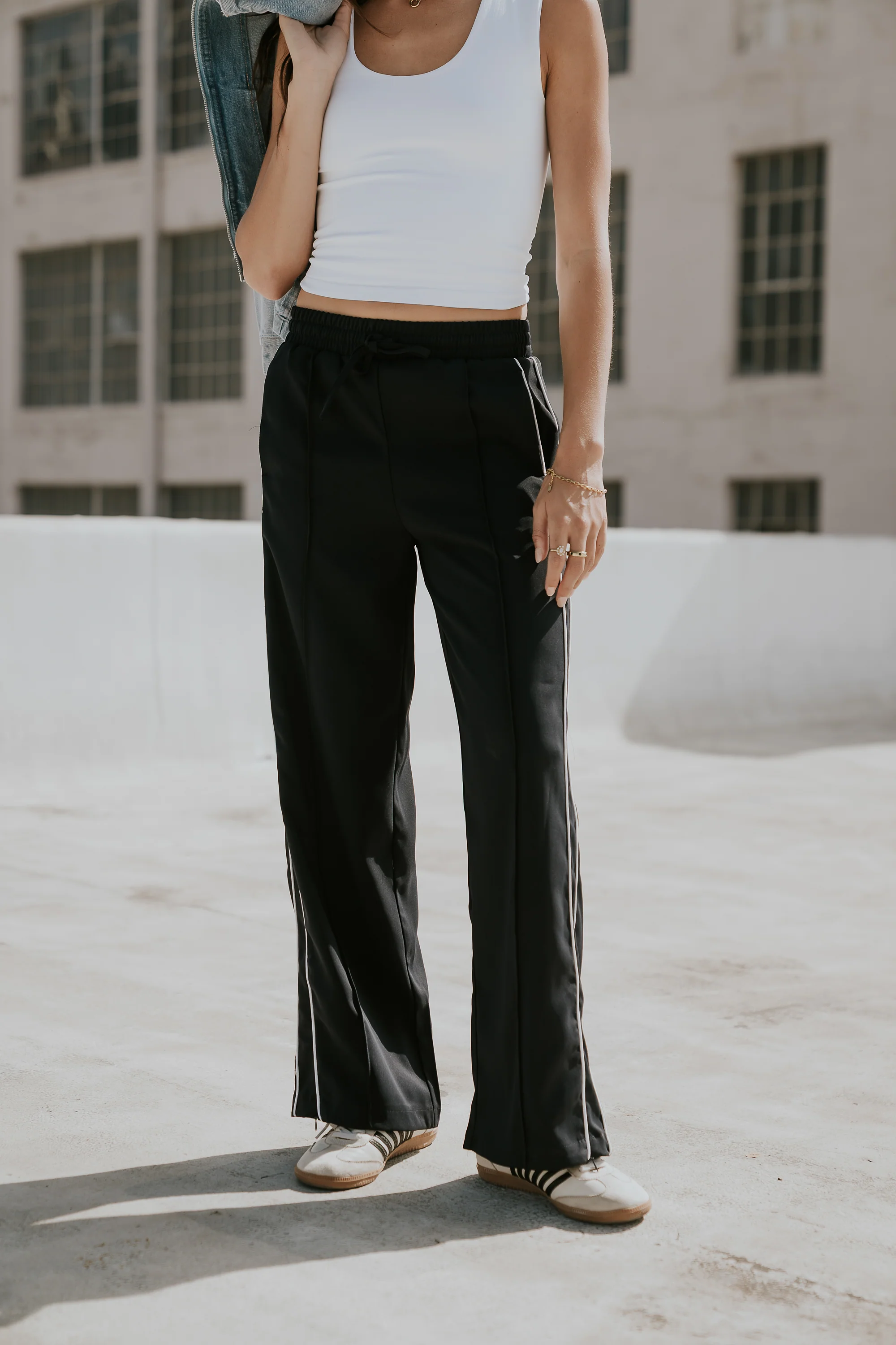 Emily Striped Wide Leg Pants in Navy - Image 4