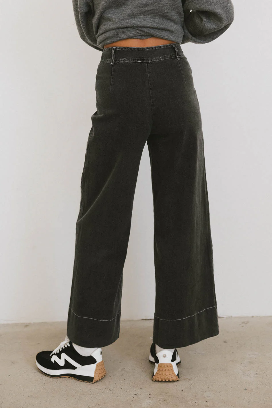 Emmaline Wide Leg Jeans in Black - FINAL SALE - Image 5
