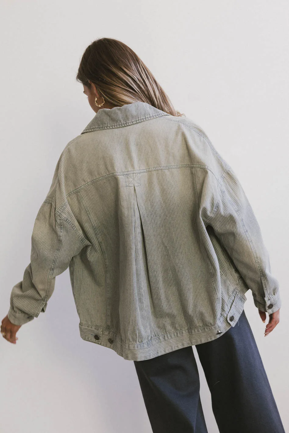 Evra Light Wash Denim Jacket - Image 3