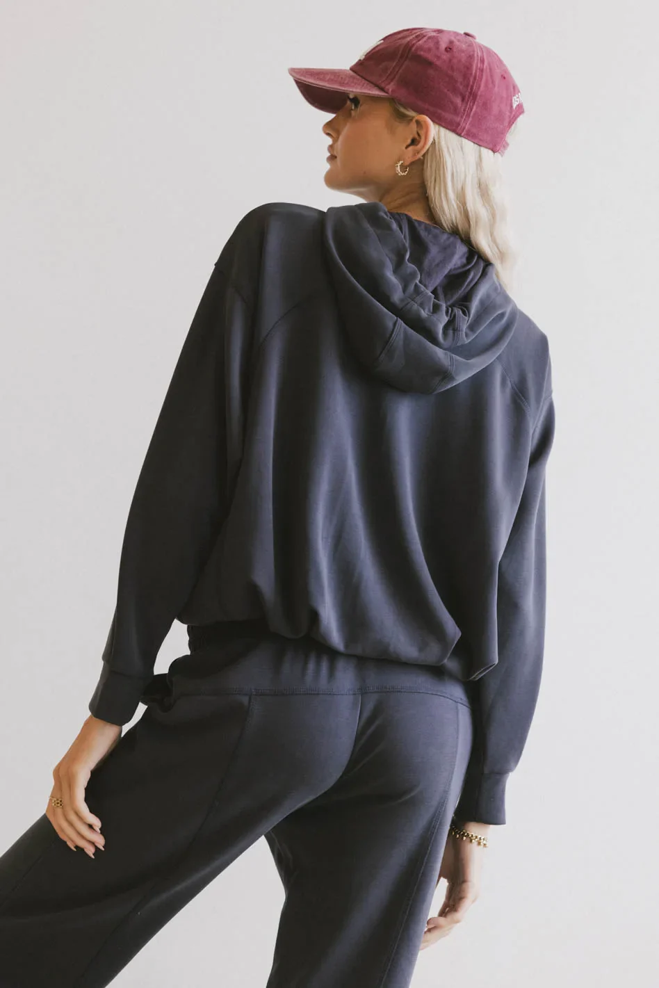 Flow State Pullover Hoodie in Navy - FINAL SALE - Image 2