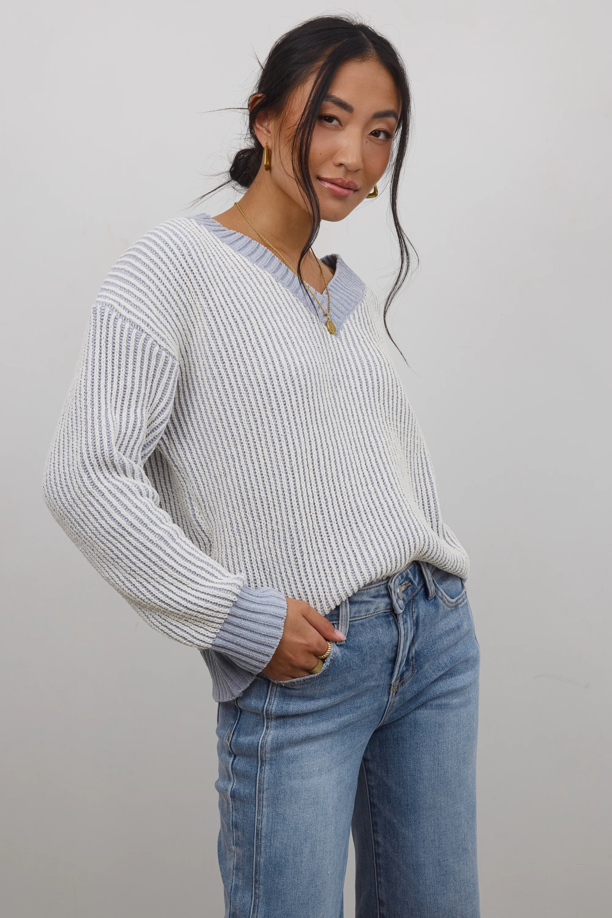 Glinda Knit Sweater in Blue - FINAL SALE - Image 2