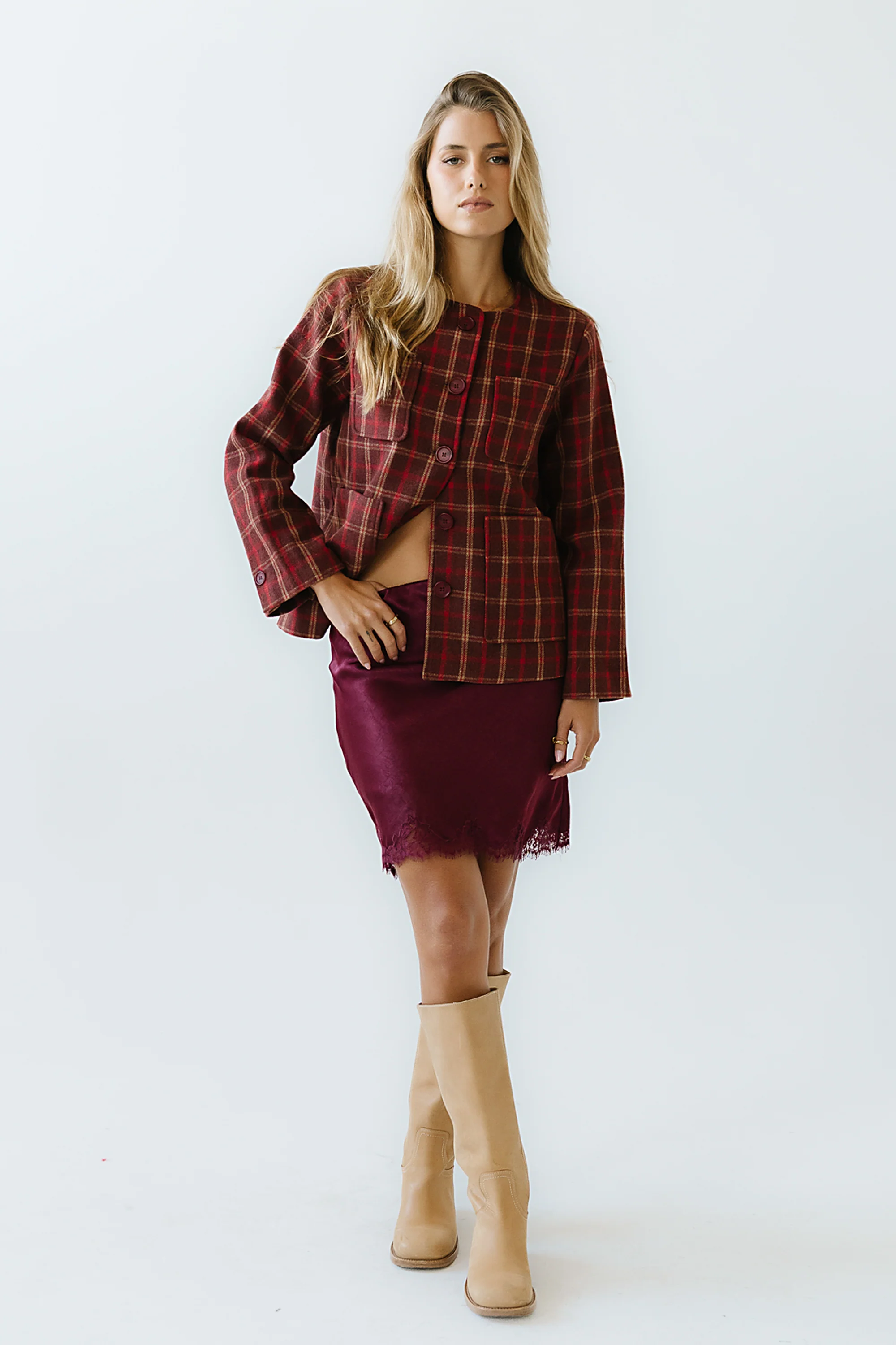 Harper Lace Trim Mini Skirt in Wine - FINAL SALE - Image 2