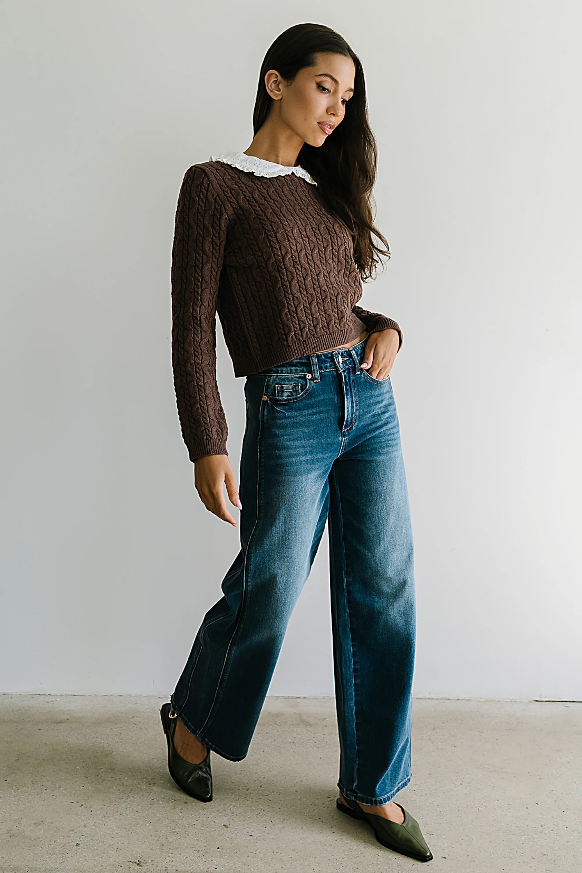 Hayley Collared Sweater in Brown - FINAL SALE - Image 4