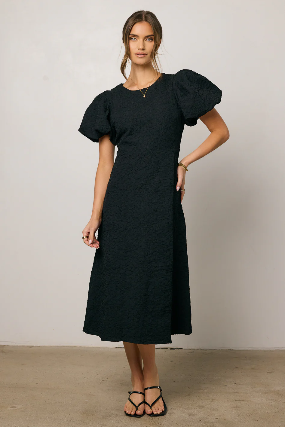 Henry Textured Midi Dress in Black - Image 4