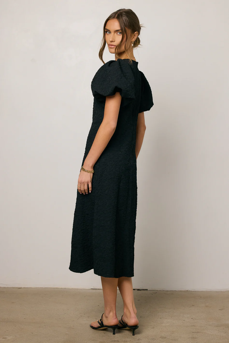 Henry Textured Midi Dress in Black - Image 5