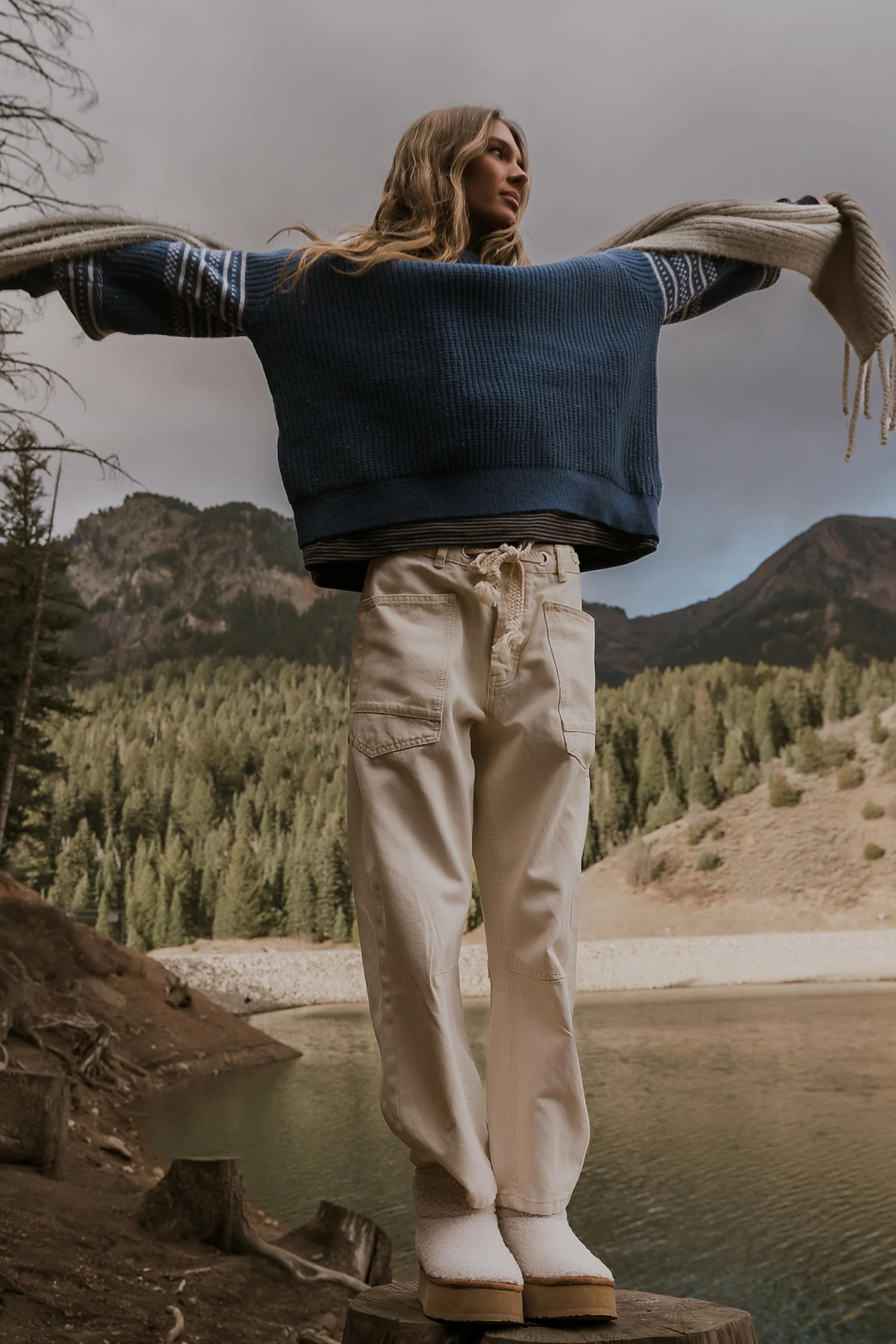 Jayda Oversized Sweater in Blue - FINAL SALE - Image 4