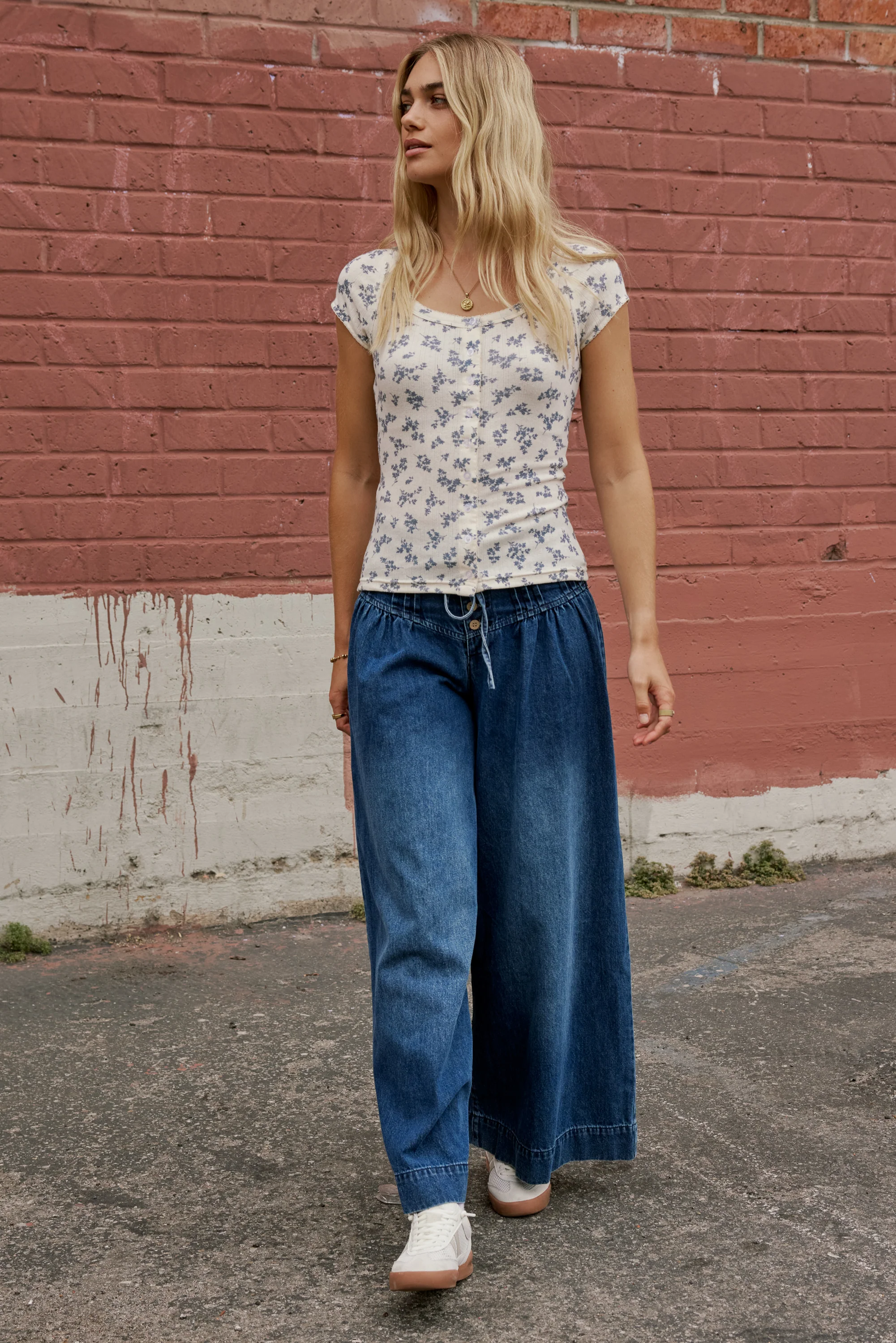 Jaynie Floral Top in Cream - FINAL SALE - Image 5